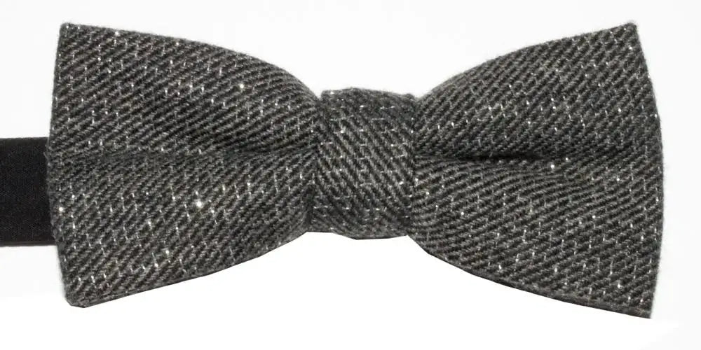 Sparkly Grey Bow Tie with Warm Handle for Men - Perfect for Weddings, Parties, and Formal Events