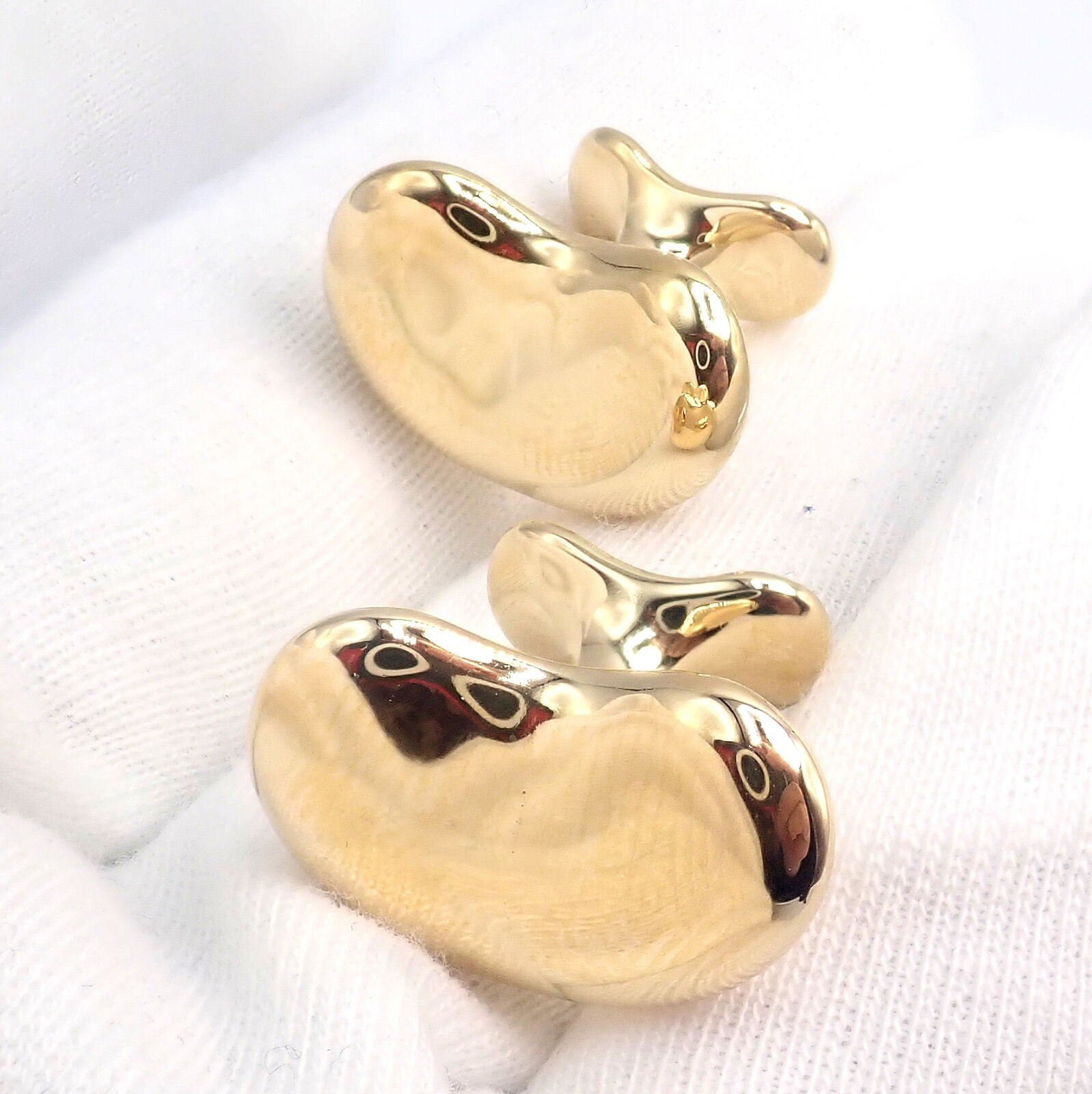 Vintage Tiffany & Co Peretti 18k Yellow Gold Extra Large Bean Cufflinks - Rare Collectible Men's Jewelry for Formal Events & Luxury Gifts