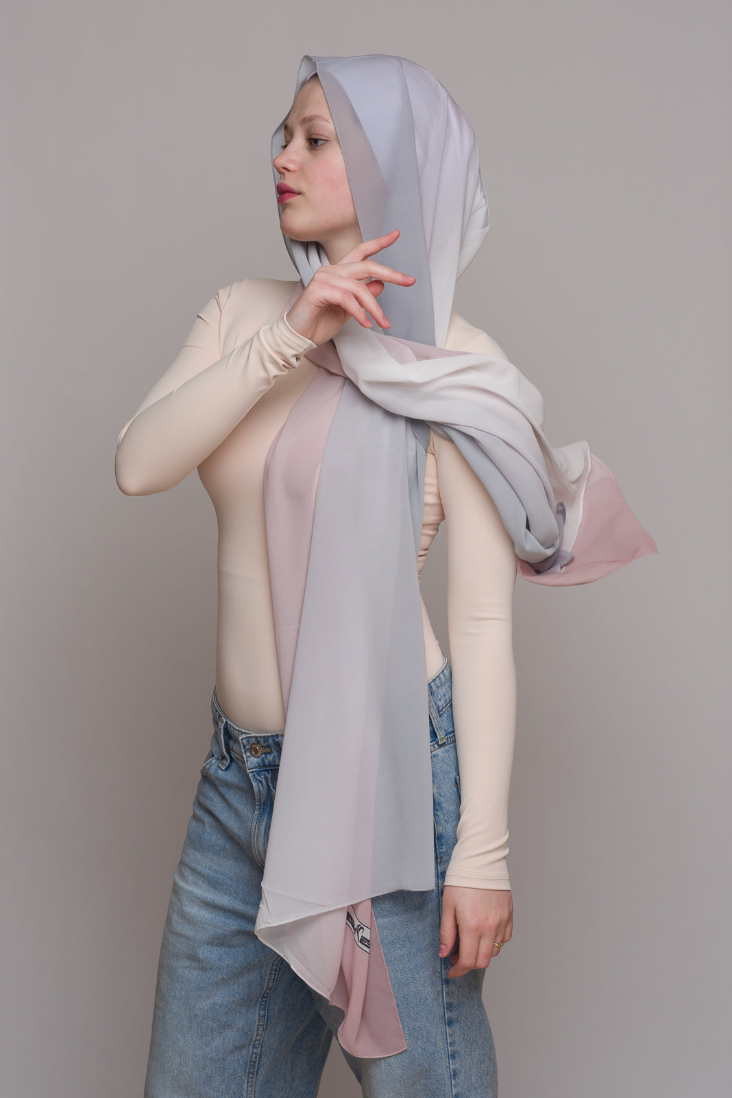 Winter Dusk Degrade Hijab - Soft Warm Muslim Headscarf for Women - Perfect for Cold Weather & Daily Wear