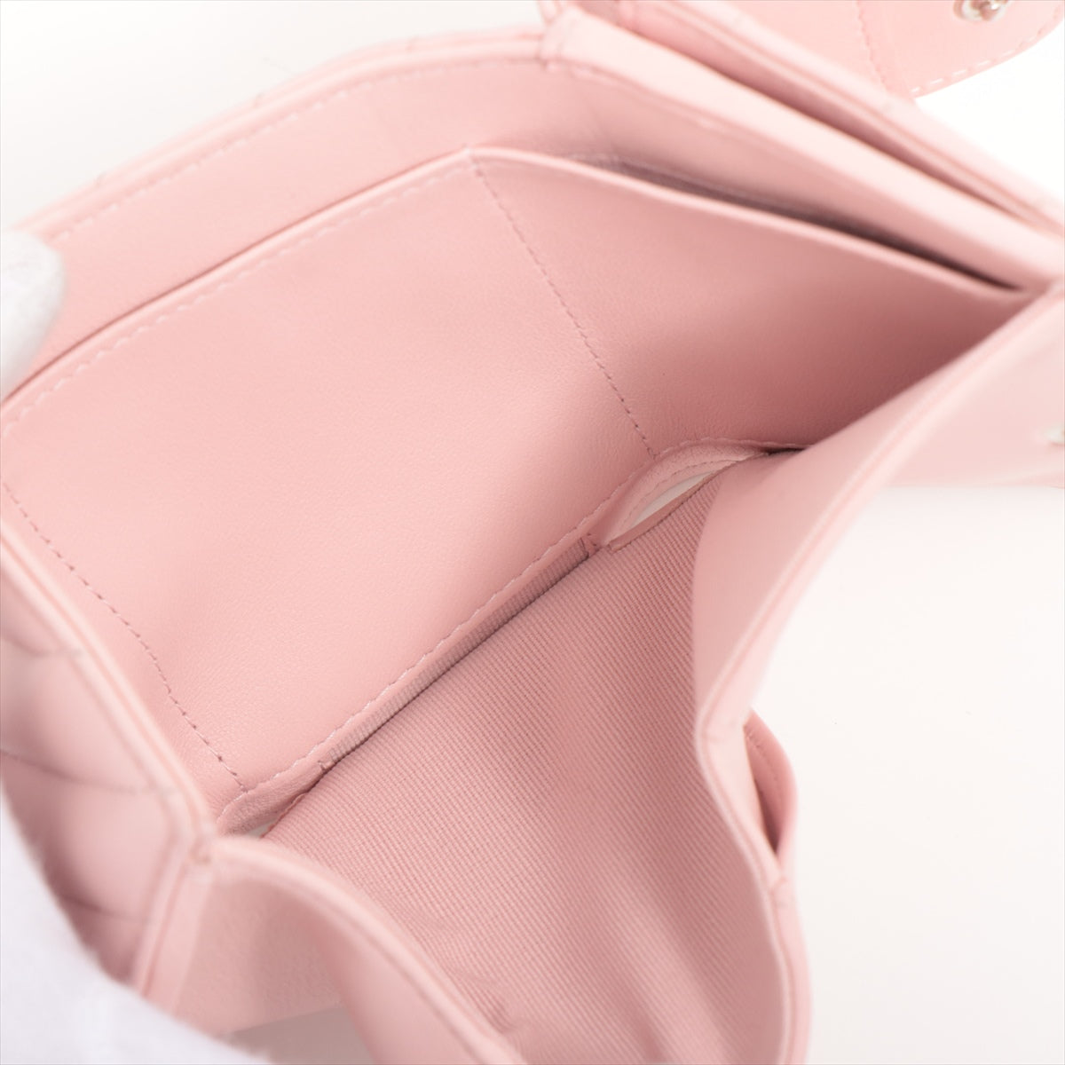 Chanel Chevron Compact Wallet in Light Pink | Luxury Designer Wallet for Women | Perfect for Everyday Use & Special Occasions