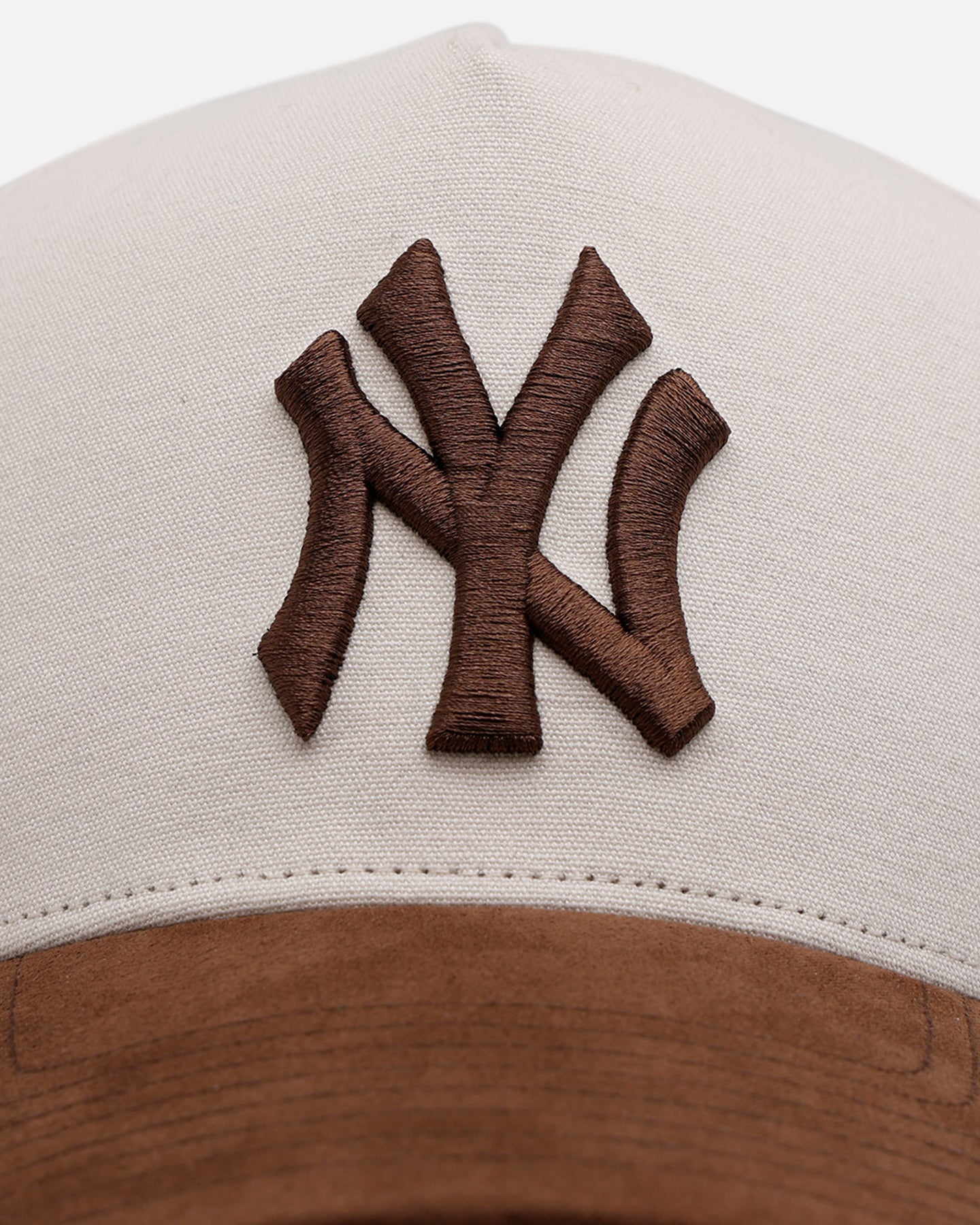 47 Brand New York Yankees 'Coconut' Offside DT Snapback Hat - Adjustable Snapback Baseball Cap for Men & Women - Perfect for Baseball Games, Streetwear Fashion & Casual Outfits