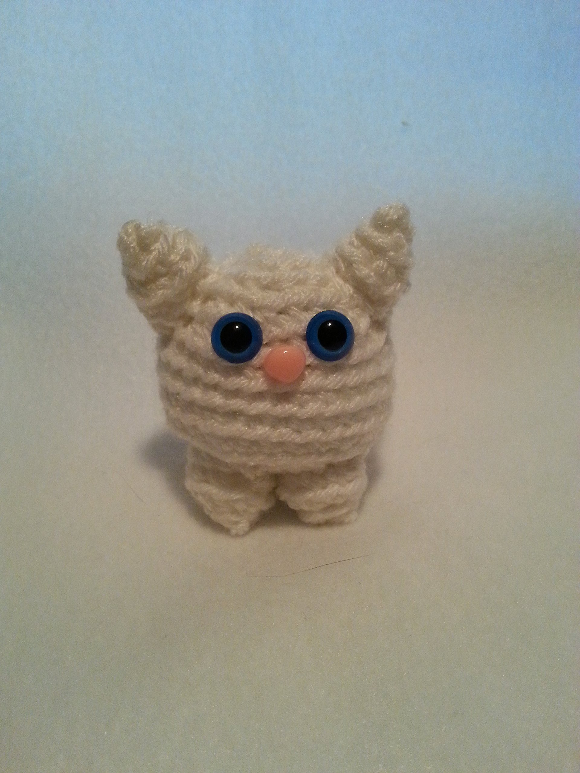 Handmade Amigurumi Crochet Cat Plush Toy - Soft & Cuddly Stuffed Animal Gift for Kids, Cat Lovers - Perfect for Nursery Decor, Birthday Presents & Collectibles