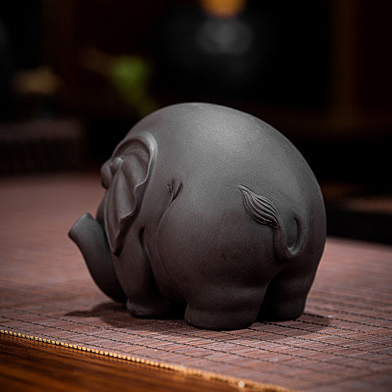 Authentic Yixing Clay Round Elephant Tea Pet - Handmade Chinese Tea Ceremony Companion for Good Luck & Fortune - Perfect for Tea Lovers & Collectors (Use in Tea Brewing Rituals & Home Decor)