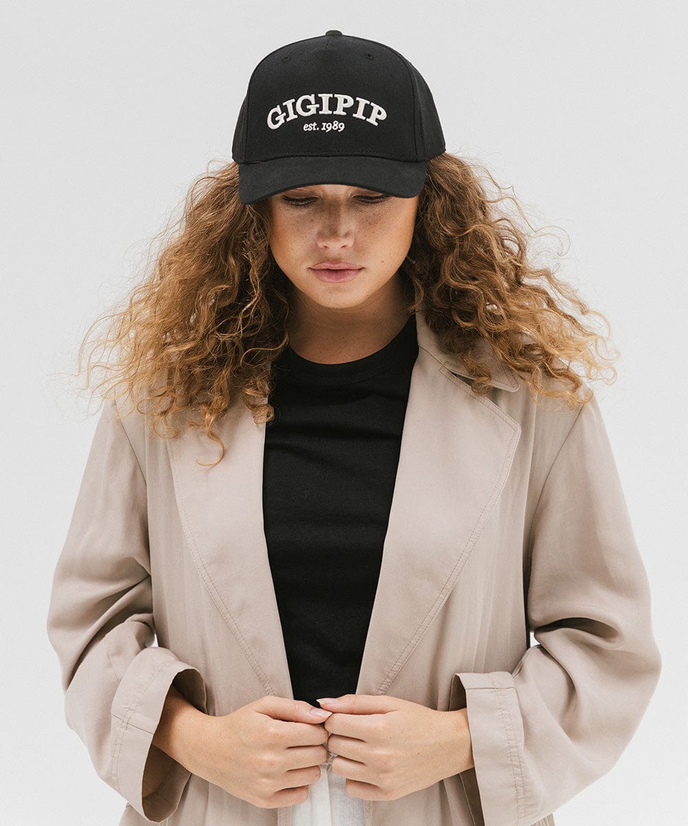 Gigi Pip Women's Vintage Trucker Hat - Adjustable Snapback Cap for Outdoor, Travel & Casual Wear