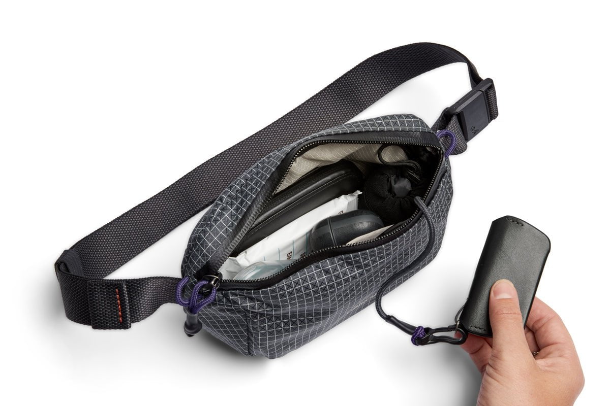 Bellroy Lite Belt Bag - Ultra Lightweight & Durable Waist Pack for Men & Women | Perfect for Travel, Hiking, Running & Everyday Use