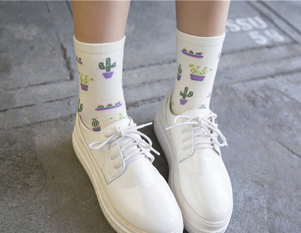 Losa Kute 5 Pairs Cute Patterned Crew Socks for Women - Warm & Comfortable Winter Socks - Perfect for Daily Wear, Gifts, and Cold Weather Outfits