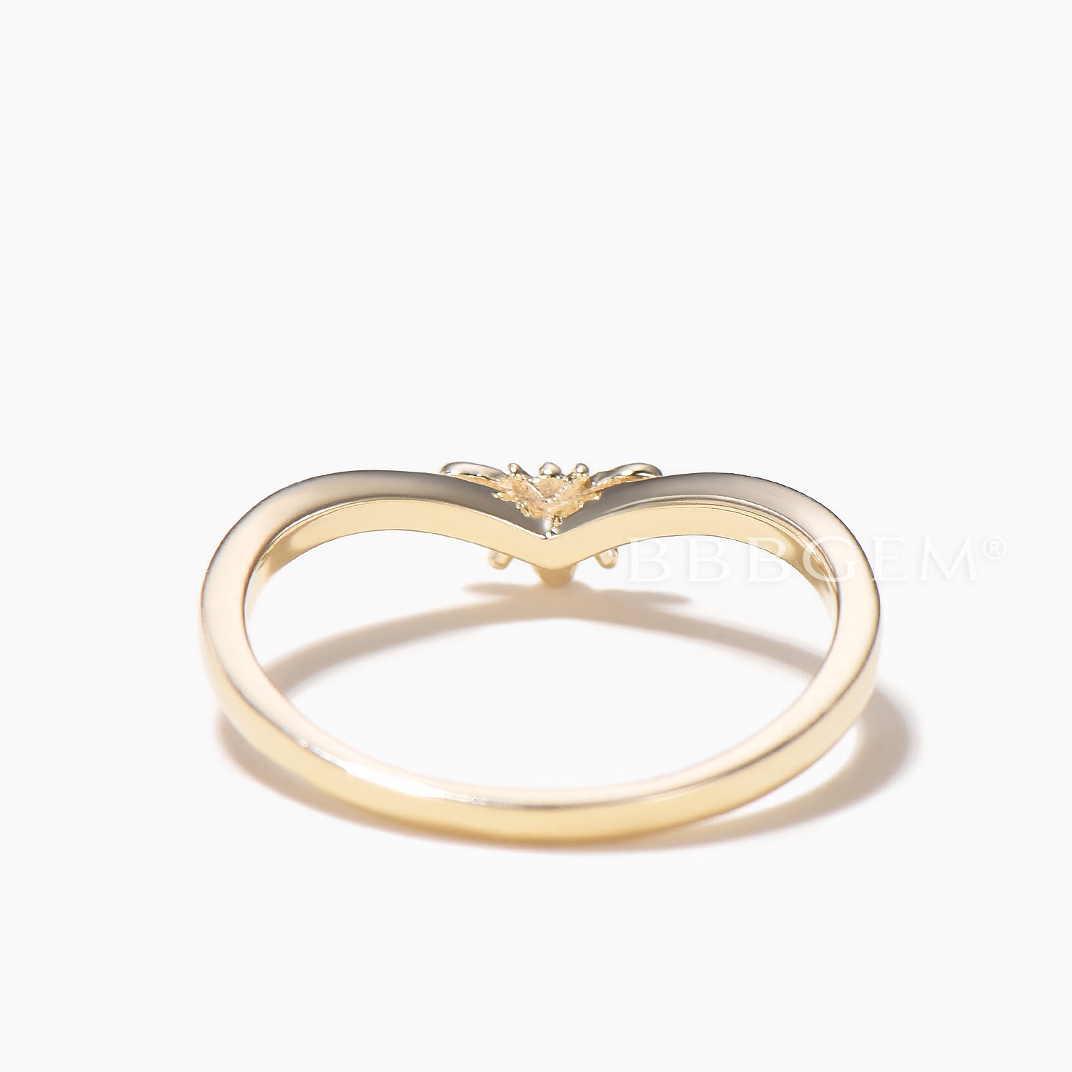 Simple Tiny Bee Curved Nesting Band - Honeybee Contour Wedding Ring for Women | Elegant Nature-Inspired Jewelry for Weddings, Anniversaries & Everyday Wear