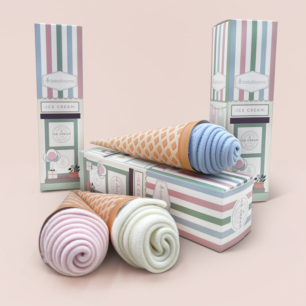 Premium Ice Cream Cone Bib - Soft & Absorbent for Mess-Free Eating - Perfect for Kids, Adults & Ice Cream Lovers