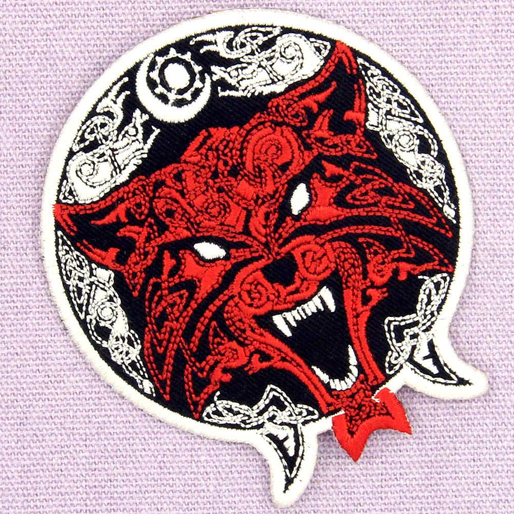 Tribal Wolf Coyote Embroidered Patch - Iron On & Sew On Applique Badge for Jackets, Hats, Bags - Perfect for Bikers, Outdoor Enthusiasts & Fashion DIY