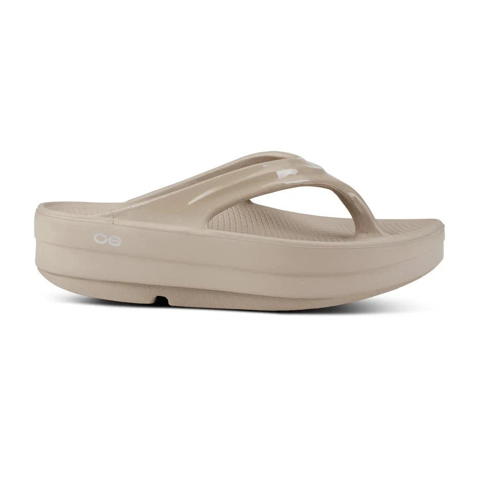 OOmega OOlala Women's Comfortable Summer Sandals - Lightweight & Breathable for Beach, Pool, and Casual Outings