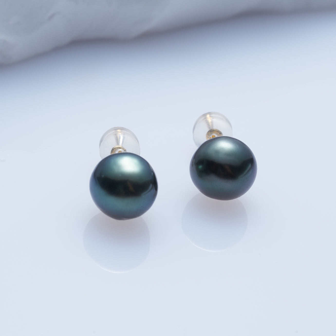 18K Gold Tahitian Baroque Pearl Stud Earrings for Women - Luxury High-Quality Pearl Jewelry Gift for Wedding, Anniversary & Special Occasions