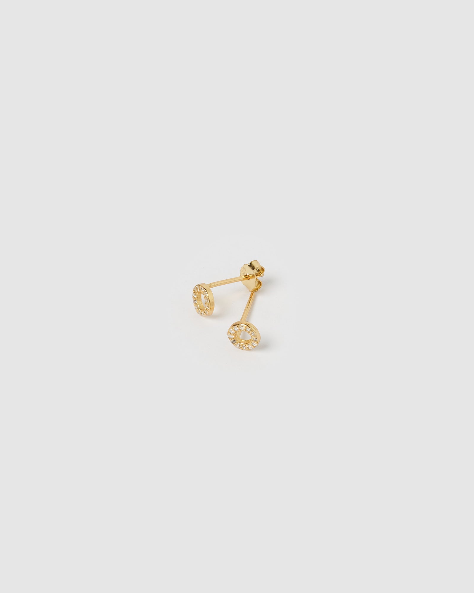Izoa Mini Alphabet Letter O Stud Earrings - Gold Plated Initial Earrings for Women, Perfect for Everyday Wear, Gifts & Special Occasions
