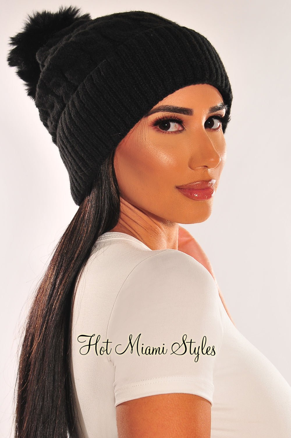 Black Cable Knit Pom Beanie Hat for Women & Men - Warm Winter Knit Hat with Faux Fur Pom - Perfect for Skiing, Snowboarding & Outdoor Activities