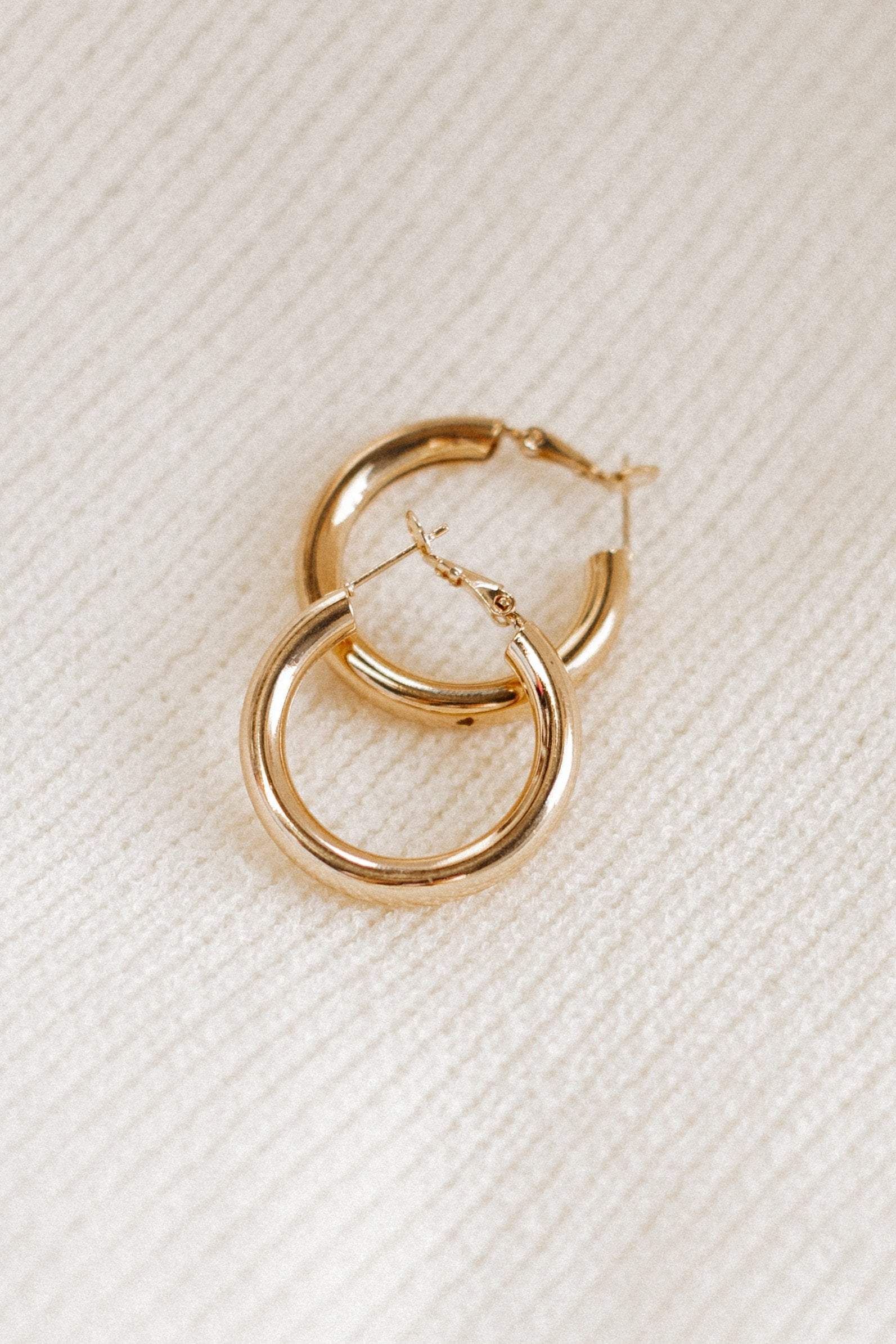 Delilah Gold Earrings for Women - Elegant & Stylish Jewelry for Parties, Weddings & Everyday Wear