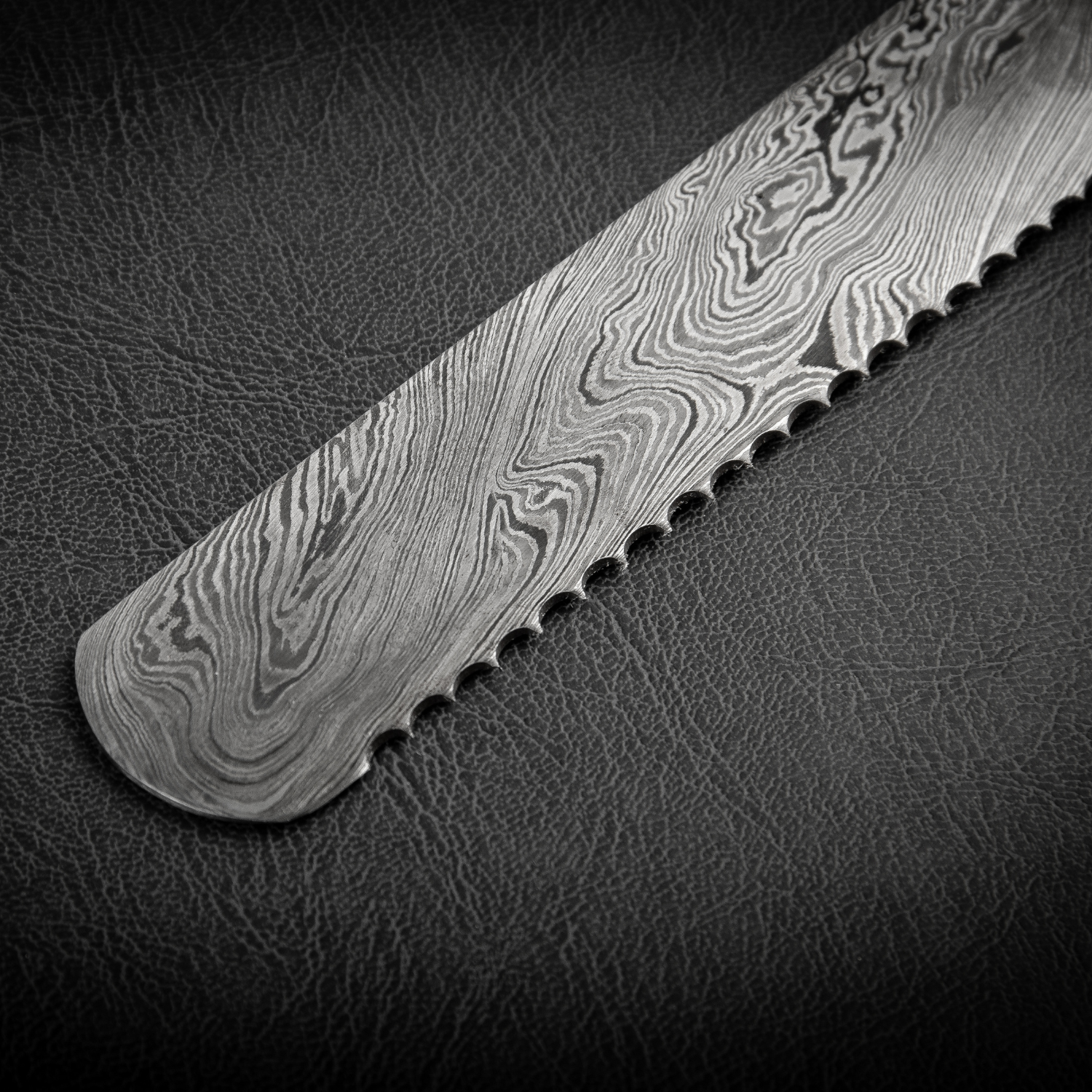 Premium Damascus Steel Serrated Bread Knife with Yellow/Black Handle - Sharp & Durable for Slicing Bread, Pastries, and More - Perfect for Home Kitchens, Bakeries, and Gourmet Cooking