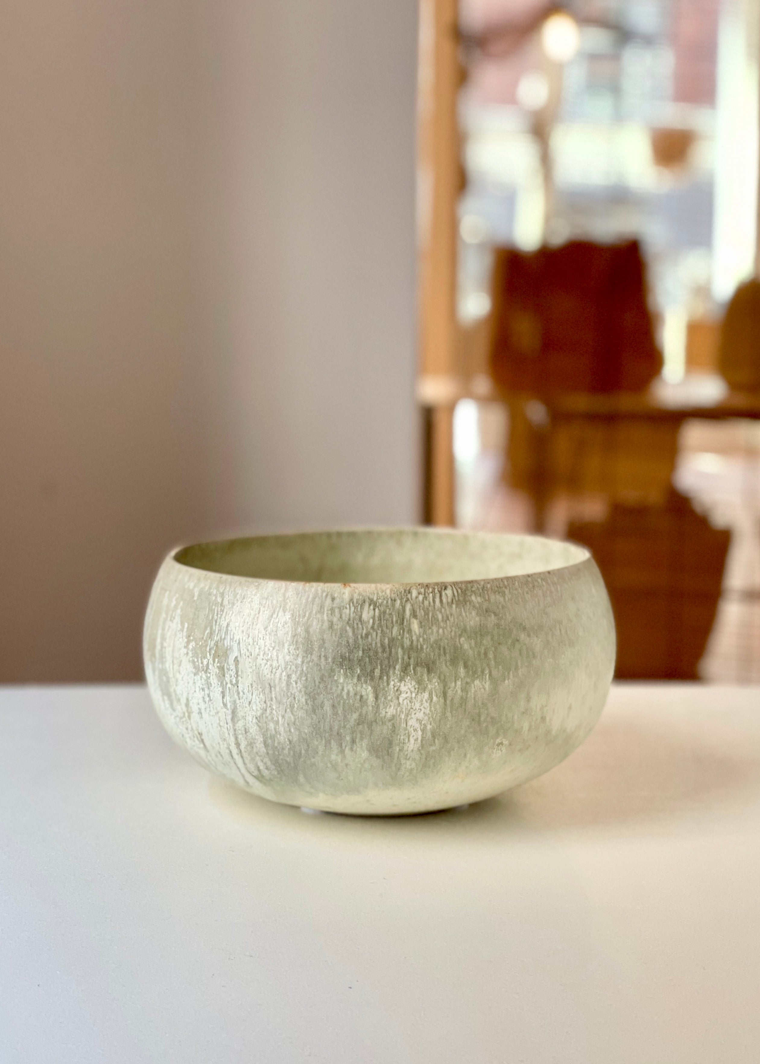 Aage Würtz Handmade Ceramic Bowl - Elegant Scandinavian Design for Dining & Serving | Perfect for Soup, Salad, Dessert & Home Decor