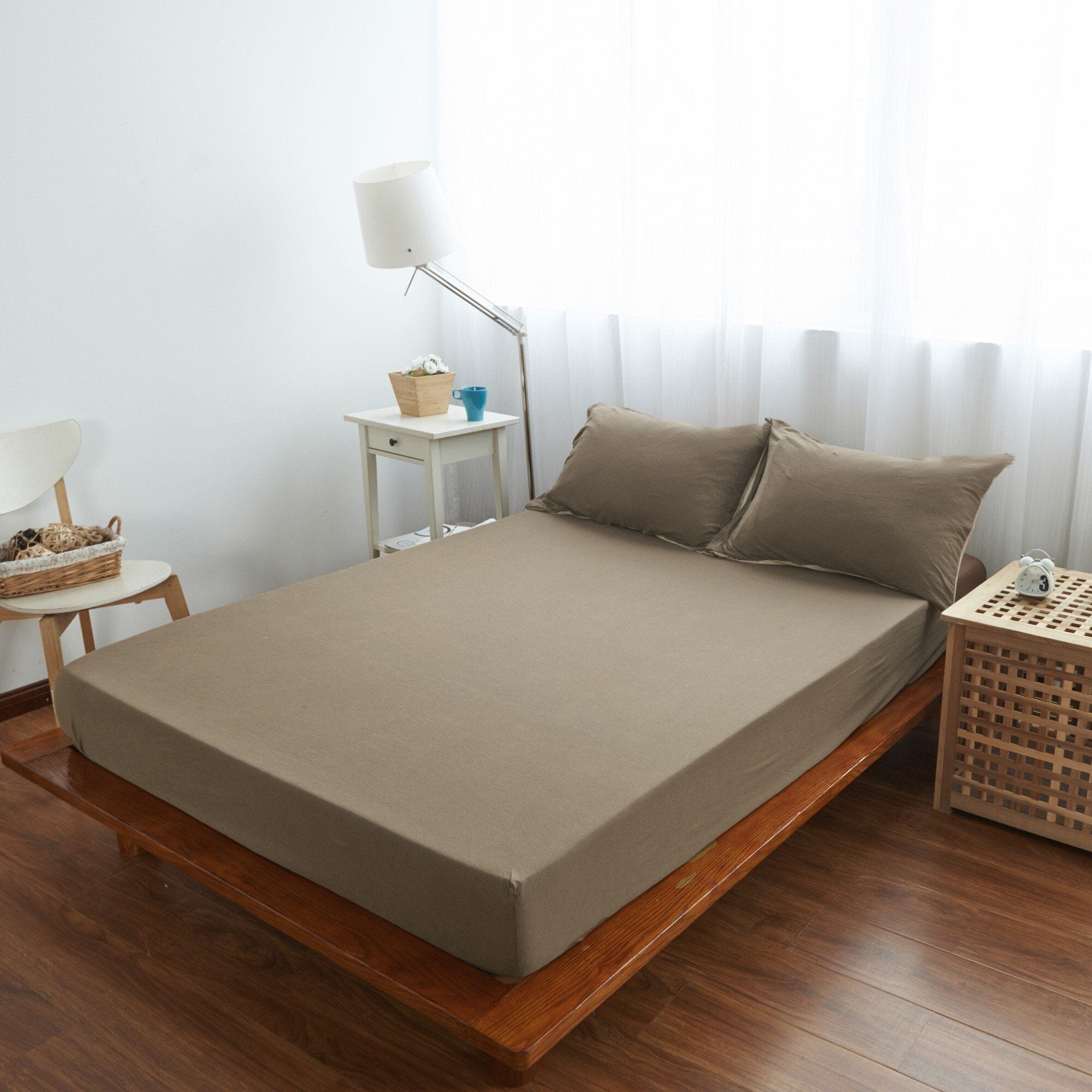 Premium Coyote Brown Cotton Jersey Bedding Set - 100% Pure Cotton Soft & Breathable Sheets, Pillowcases & Fitted Sheet - Perfect for Cozy Bedroom, Guest Room & Dorm Room Comfort