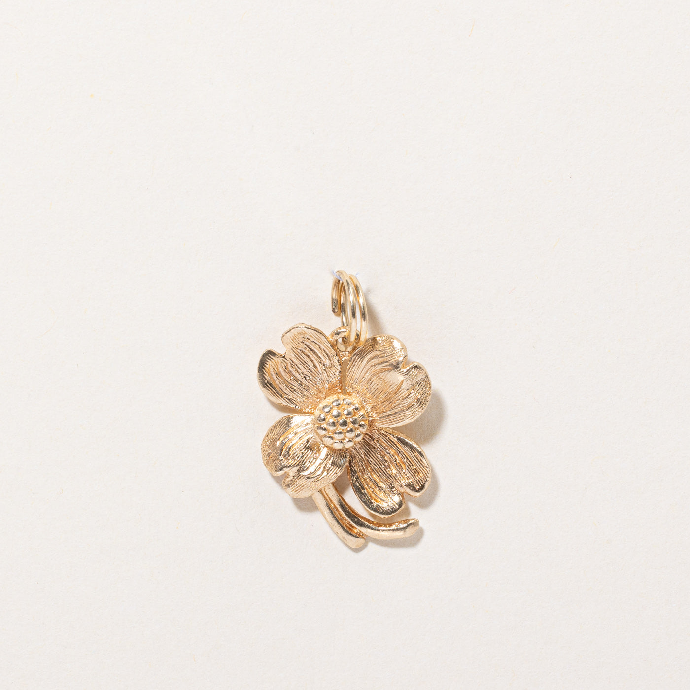 10K Yellow Gold Flower Pendant Necklace for Women - Elegant Floral Jewelry Gift for Birthday, Anniversary & Valentine's Day - Perfect for Everyday Wear & Special Occasions