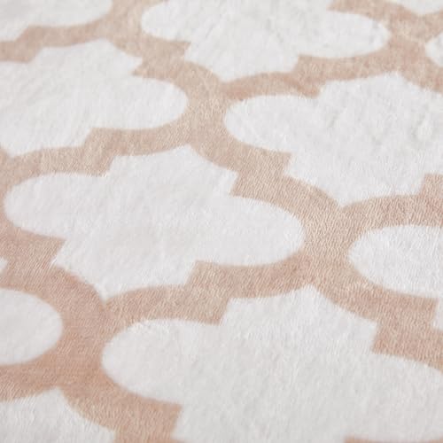 Quatrefoil Print
