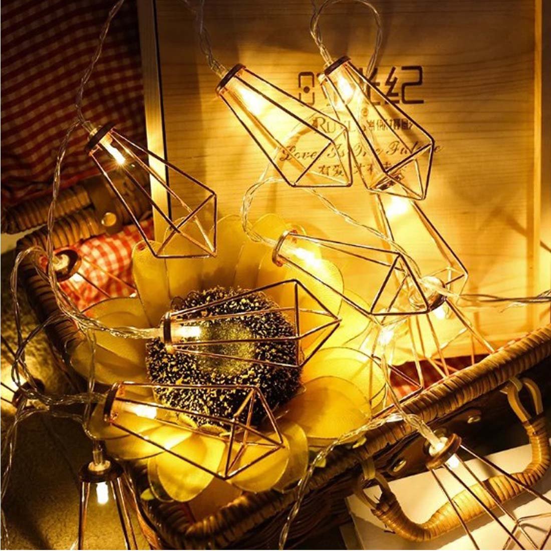 5ft 10-LED Rose Gold Geometric Diamond Metal Wire Fairy Lights - Battery Operated Water Drop Cage String Lights for Christmas, Wedding, Party, Garden & Home Decor - Perfect for Bedroom, Patio, and Outdoor Events