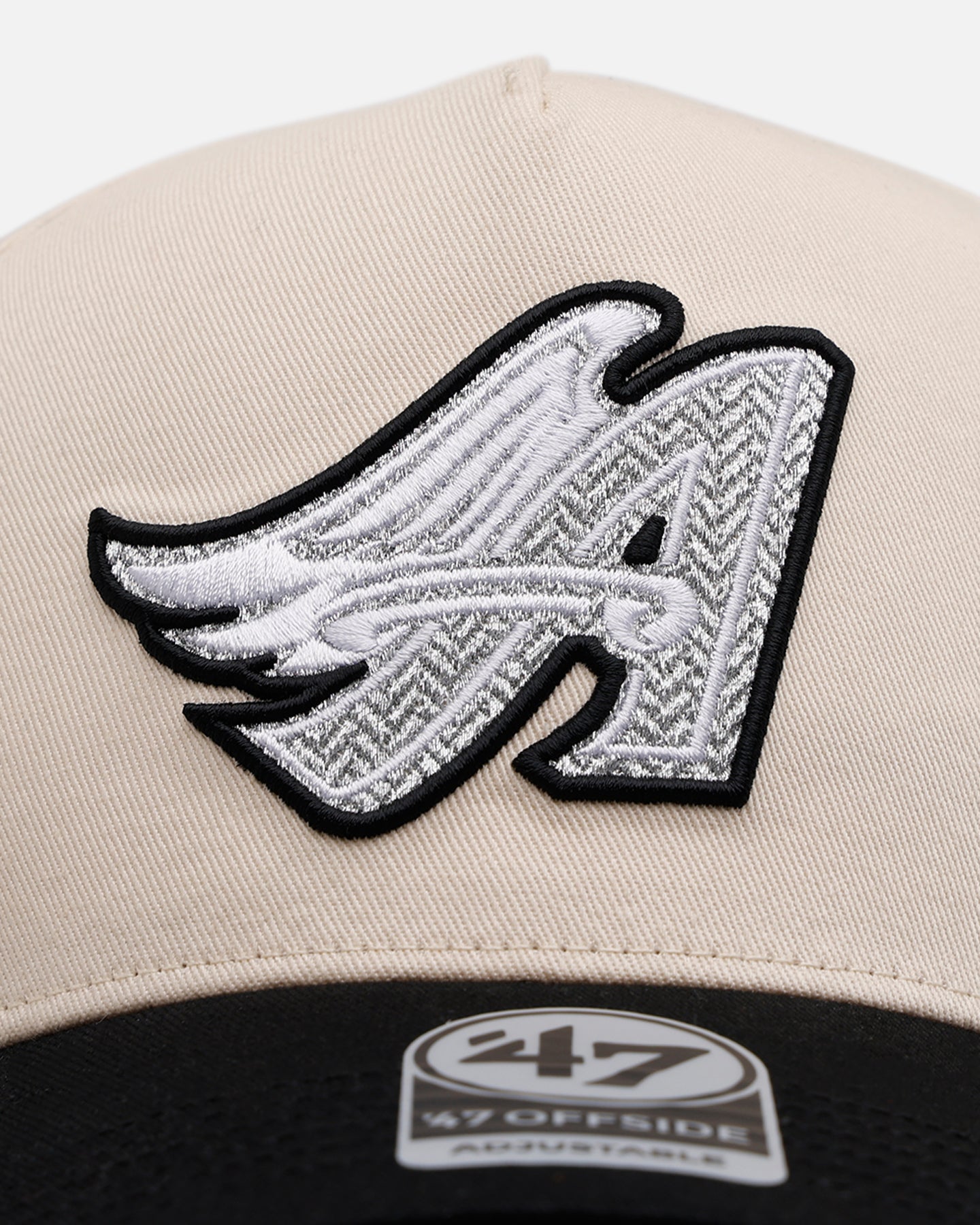 47 Brand Los Angeles Angels 'Herringbone' 47 Offside Snapback Hat - Adjustable Natural/Black Baseball Cap for Men & Women - Perfect for Sports Fans, Casual Wear & Outdoor Activities