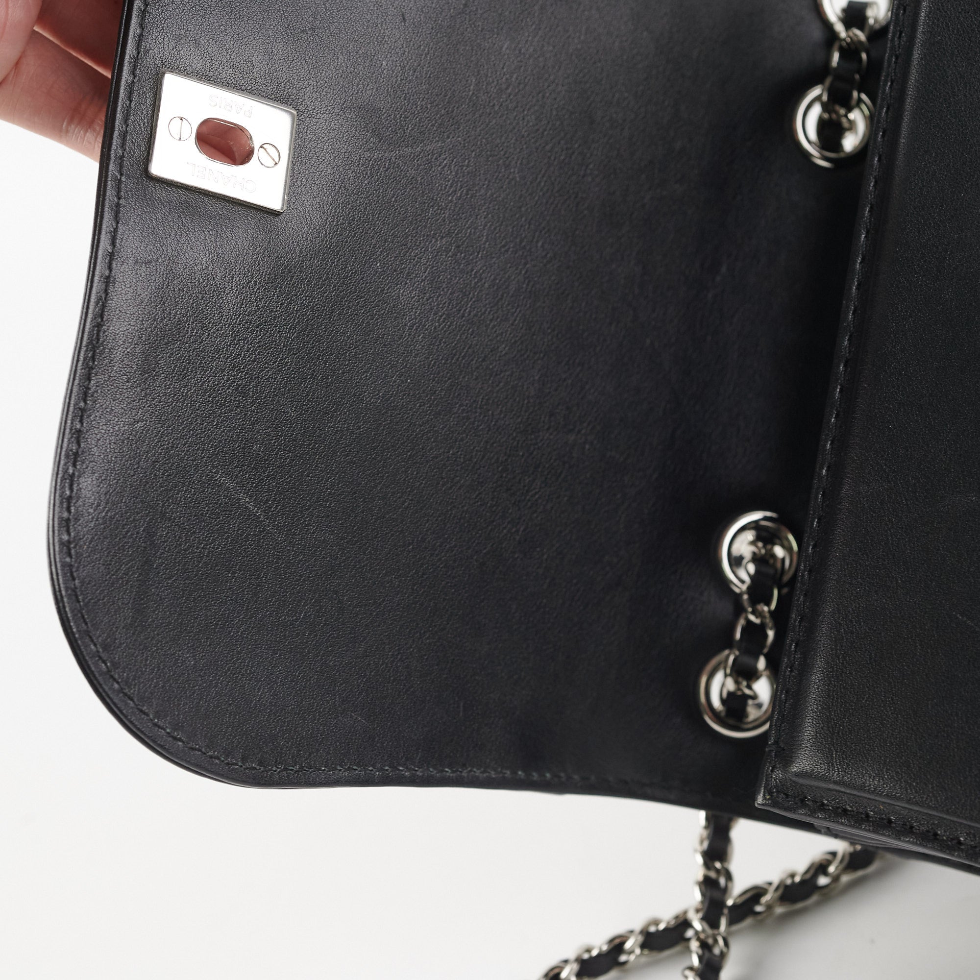 Chanel Seasonal Chain Flap Calfskin Shoulder Bag for Women - Luxury Designer Crossbody Purse for Evening Parties & Date Nights