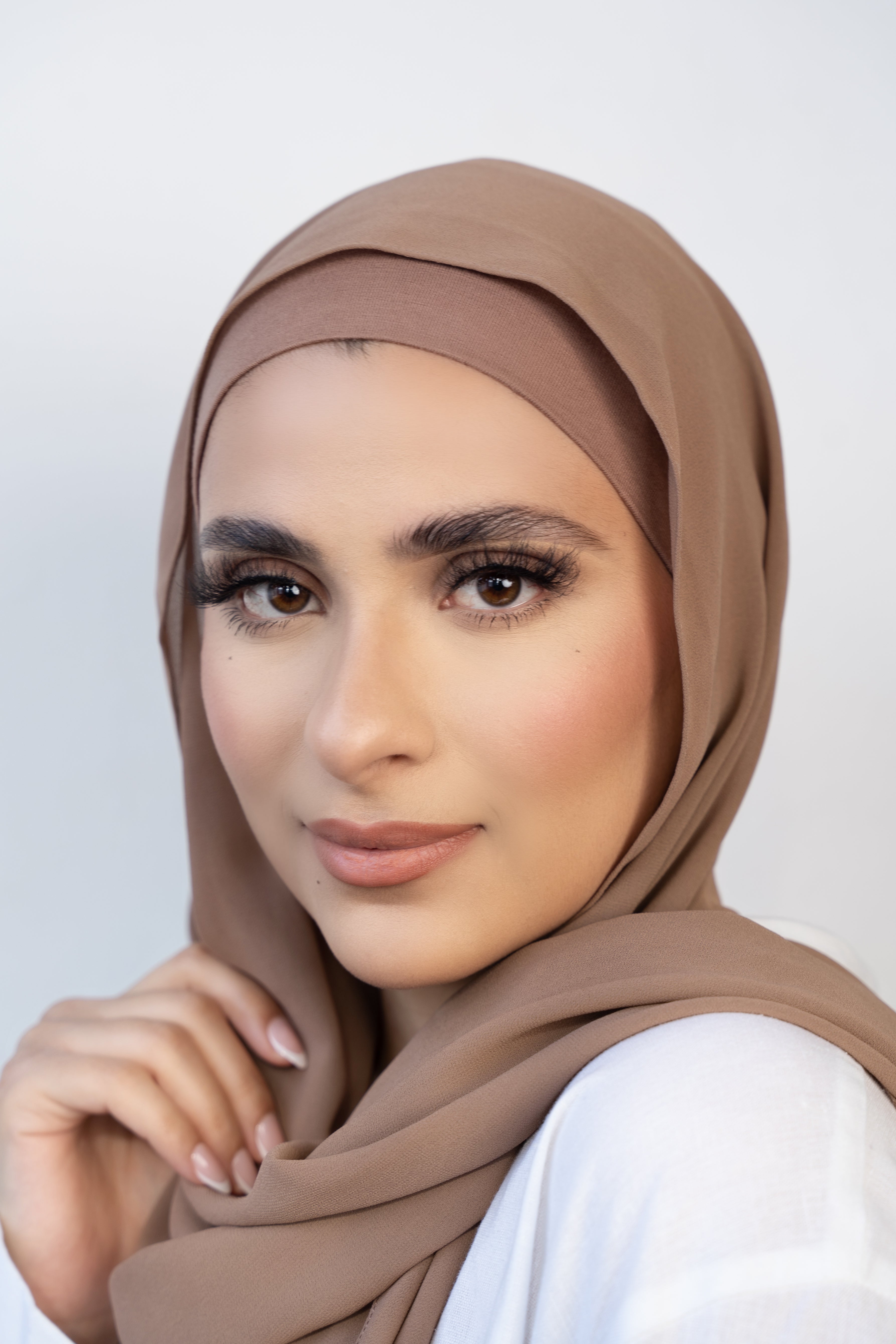 Elegant Chiffon Hijab Set Razan - Soft & Breathable Muslim Scarf for Women - Perfect for Daily Wear, Prayer, and Special Occasions