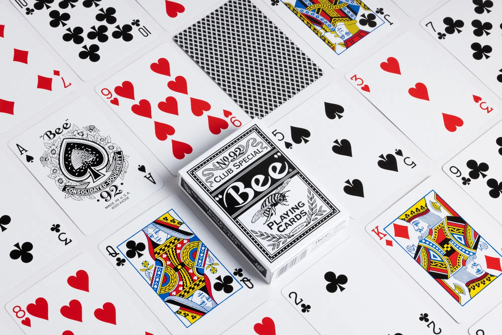 Premium Bee Black Signature Edition Playing Cards - Elegant Deck for Magic Tricks, Poker Games, and Cardistry Performances