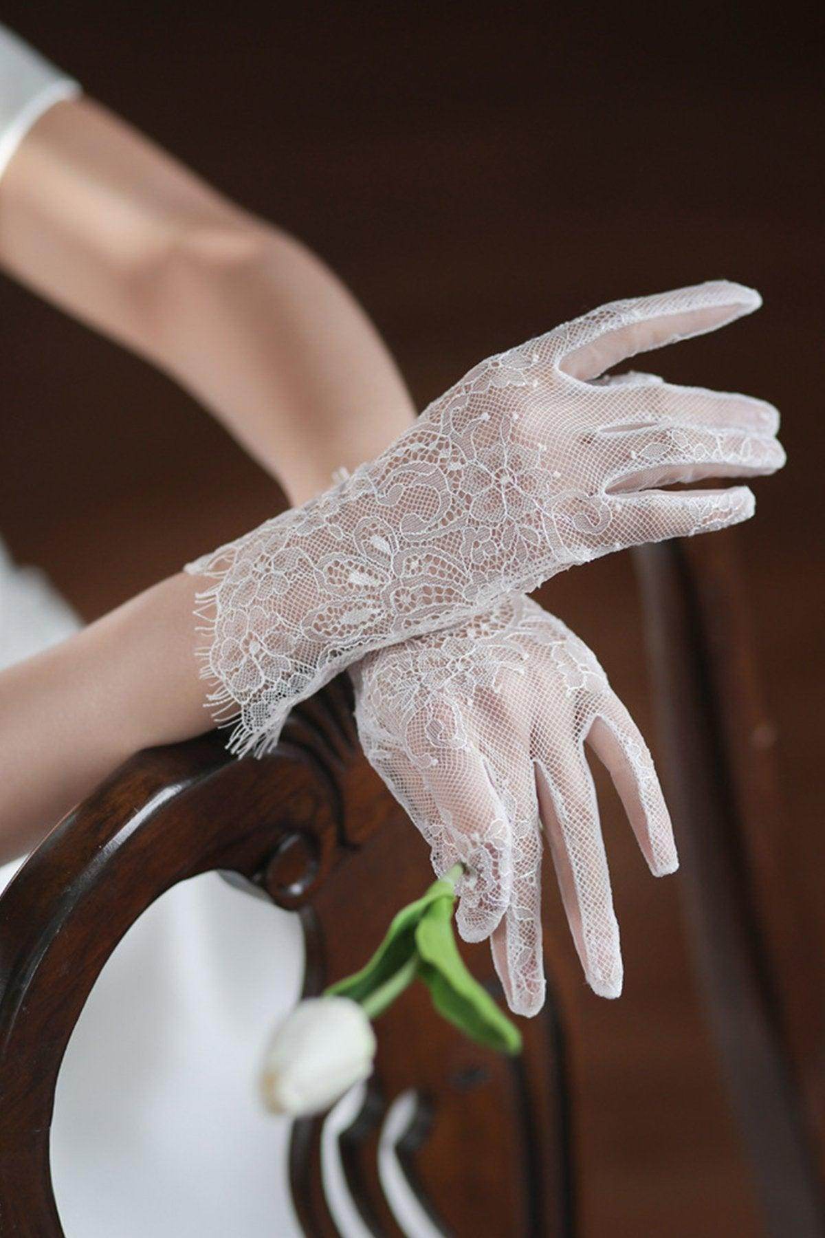 Elegant Fingertips Wrist Length Lace Wedding Gloves for Brides - Perfect for Weddings, Proms & Formal Events (Style CD0103)