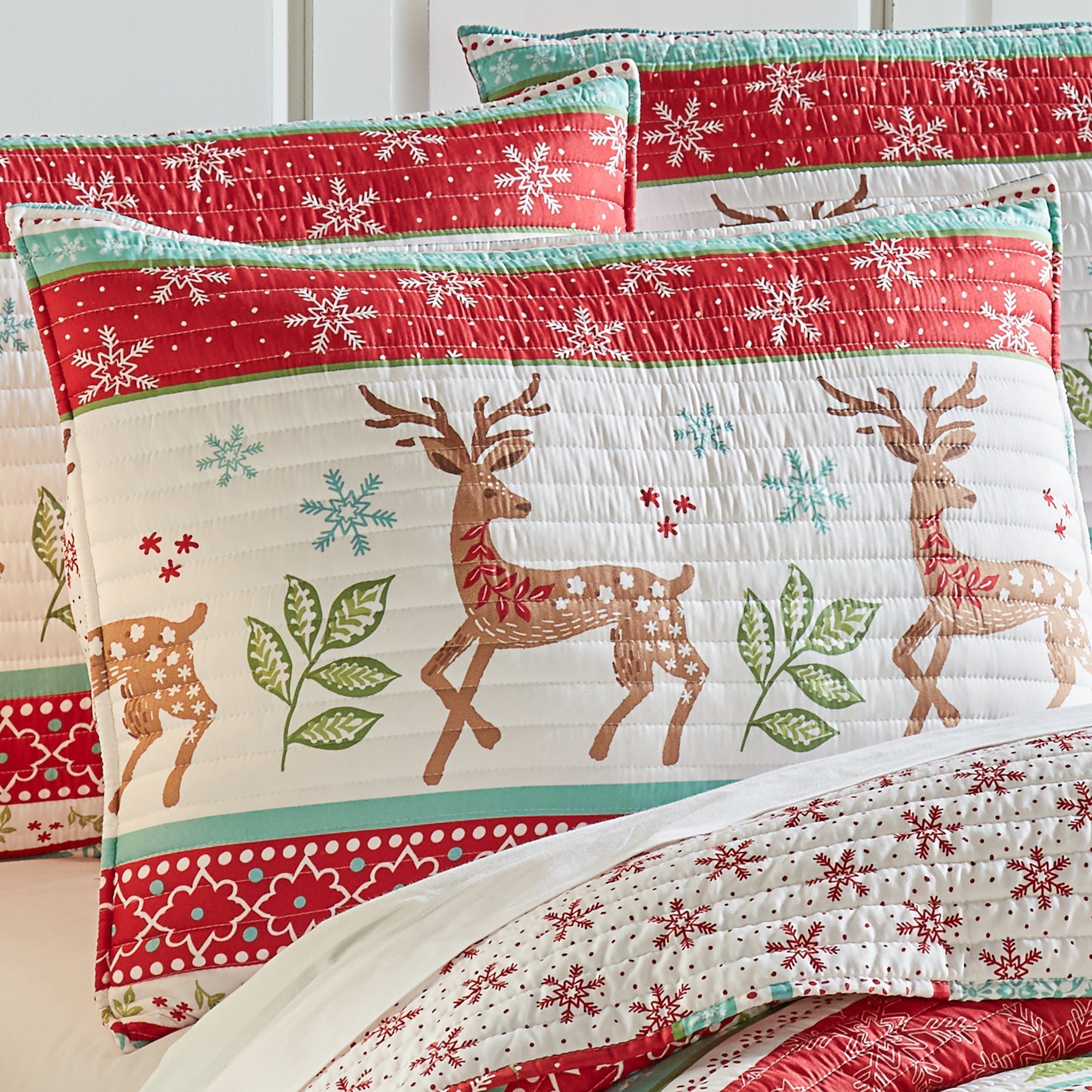 Let It Snow Quilt Set - Cozy Winter Bedding Collection for Queen & King Size Beds | Perfect for Holiday Decor & Cold Weather Comfort