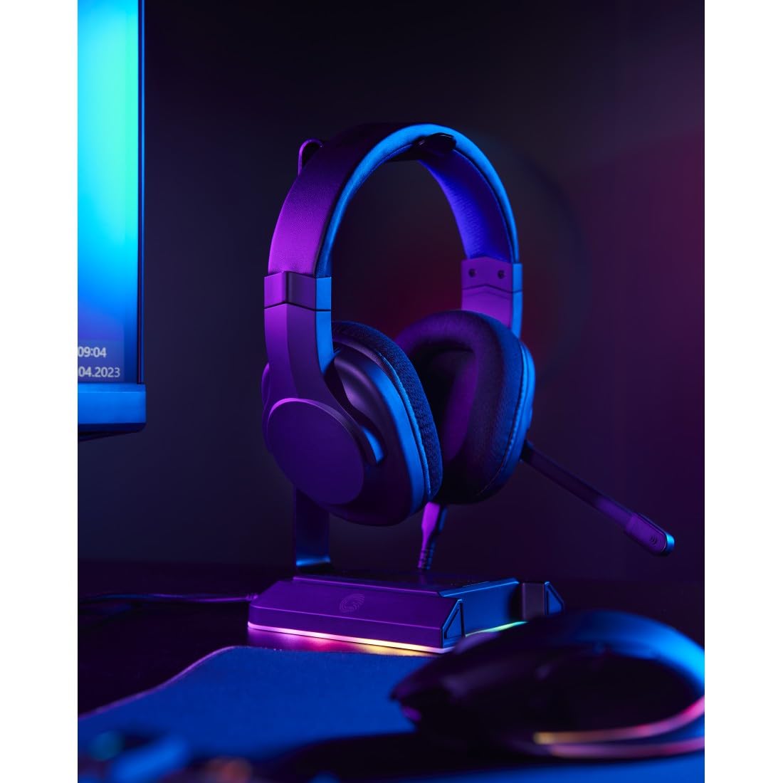 uRage Gaming-Headset SoundZ 100 V2 - Wired Multi-Platform Over-Ear Headphones for PS5, PS4, Xbox, PC, Laptop & Smartphone - Noise Cancelling Mic & Comfortable Ear Cushions - Perfect for Gaming, Streaming & Online Classes (Black)