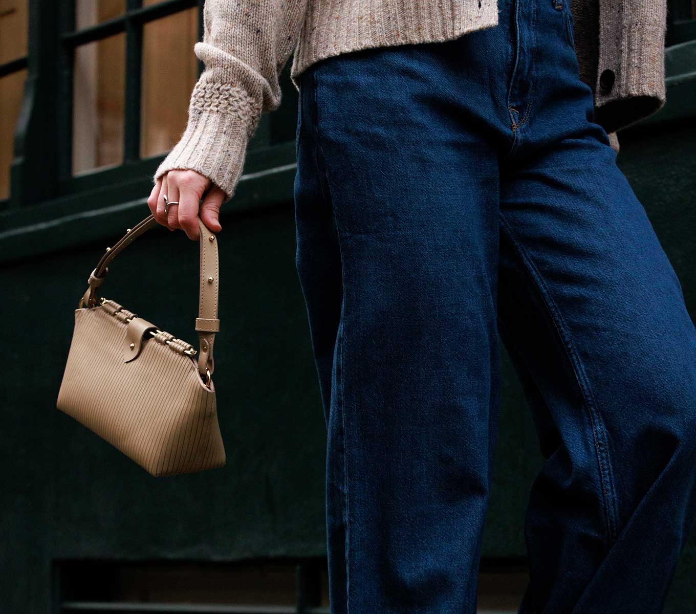 VALERIE Genuine Leather Shoulder Bag for Women - Stylish & Durable Crossbody Purse - Perfect for Work, Travel & Everyday Use