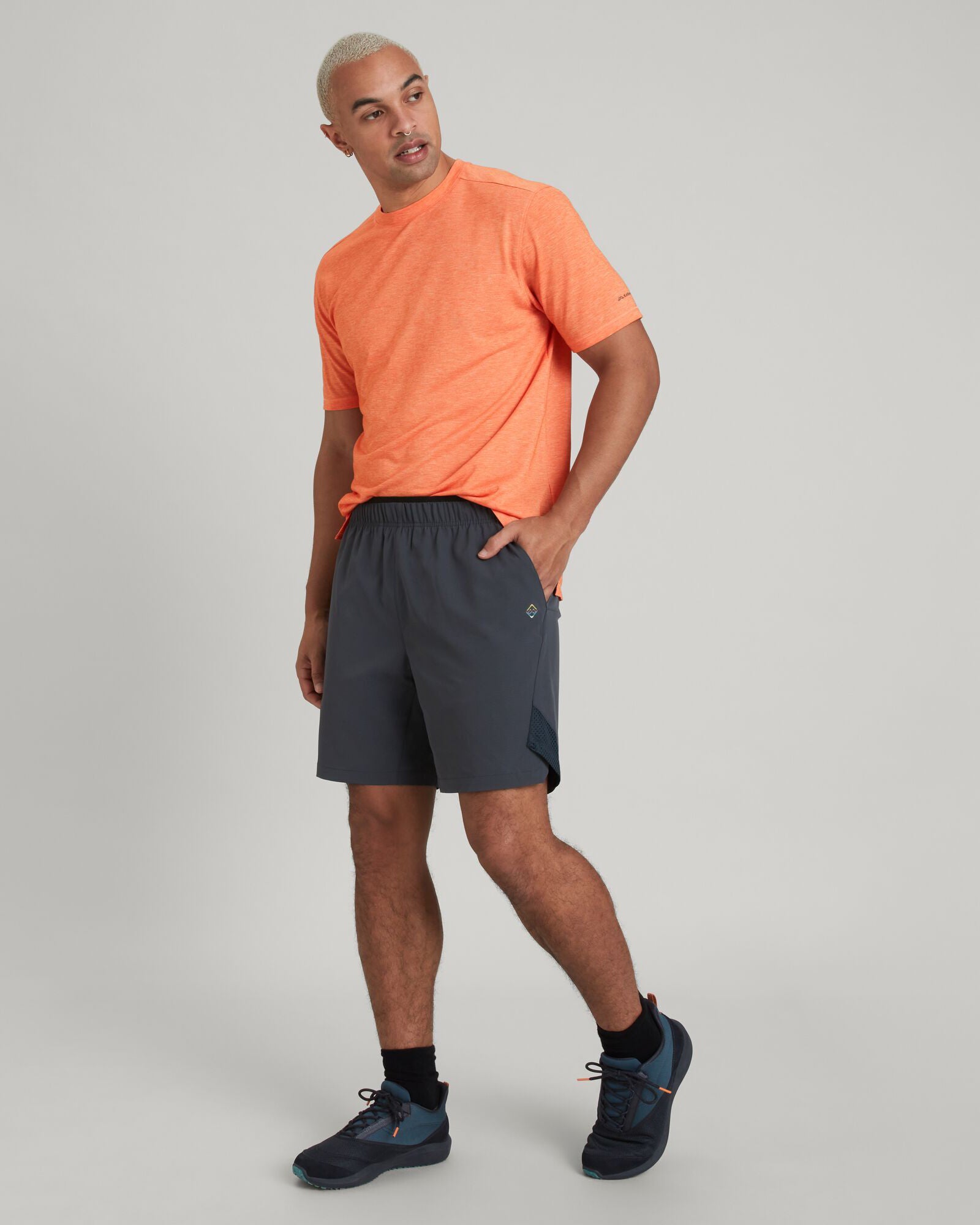 WELL.DER.NESS™ Men's Energy 7 Performance Shorts - Lightweight Athletic Running Shorts for Gym, Workout & Night Jogging