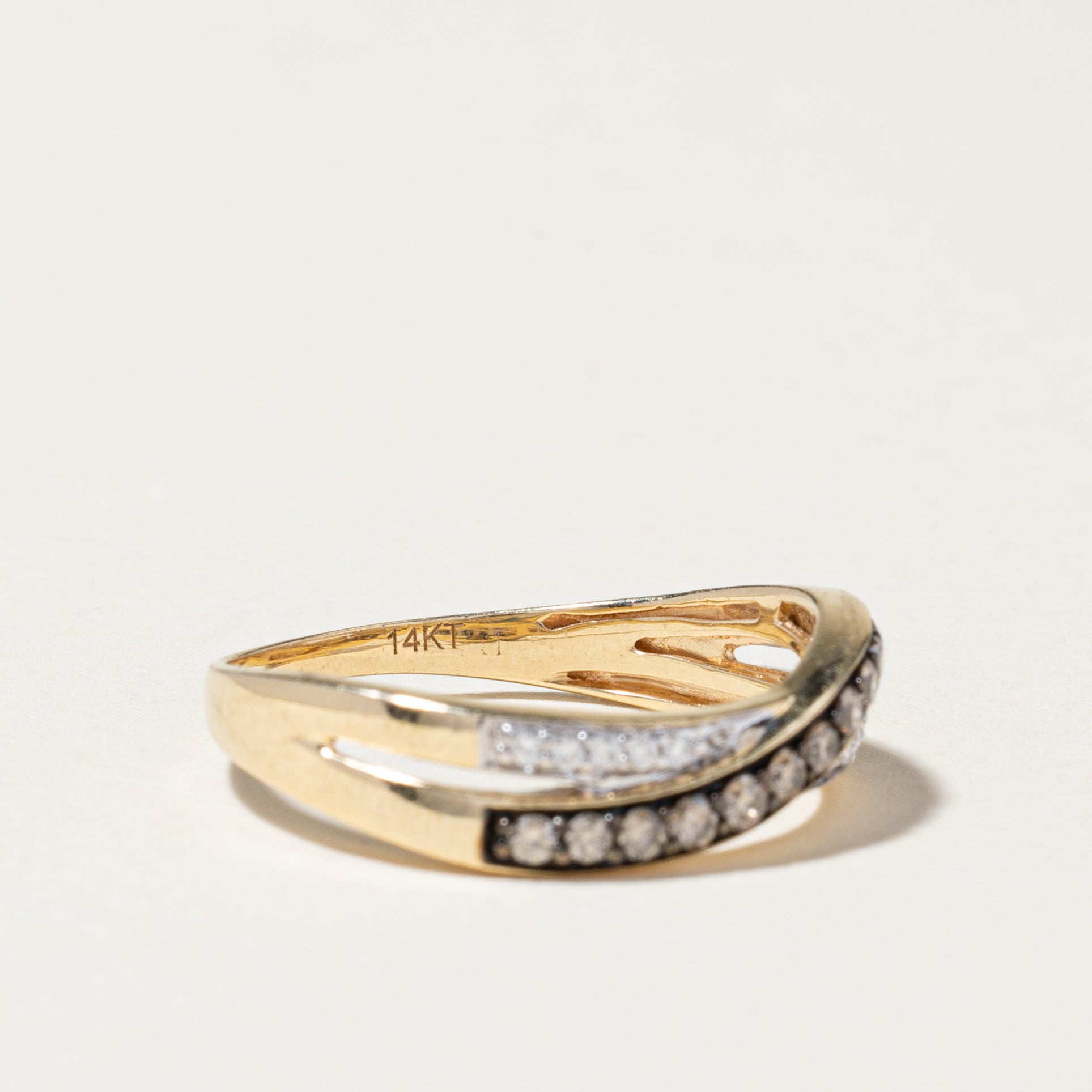 14K Yellow Gold Diamond Crossover Ring - 0.25ctw Natural Diamonds, Size 7.5, Dainty Stackable Wedding Band, Anniversary Gift for Her, Perfect for Bridal Jewelry & Special Occasions