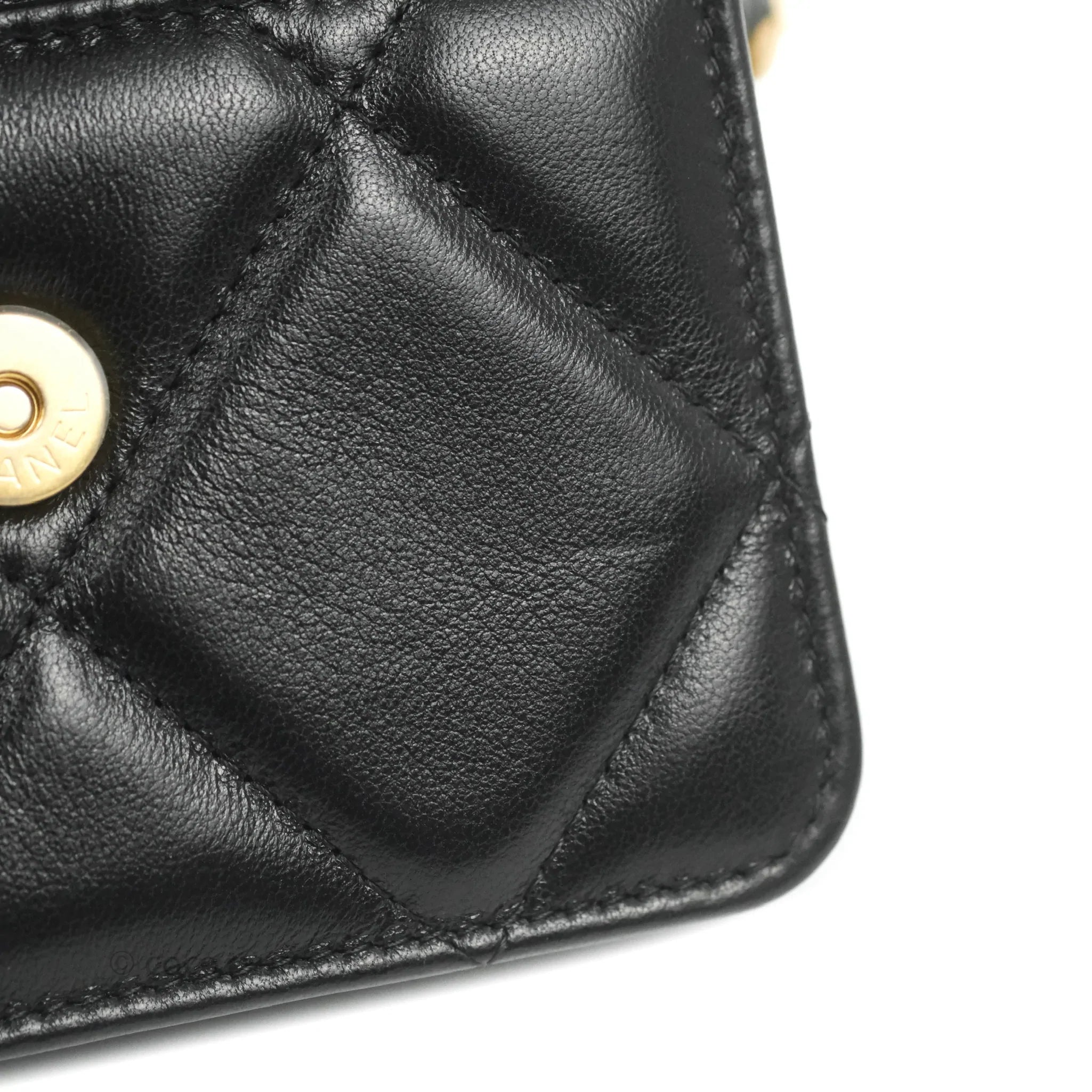 Chanel 19 Card Holder With Chain Black Mixed Hardware - Luxury Wallet for Women - Perfect for Everyday Use, Travel & Special Occasions