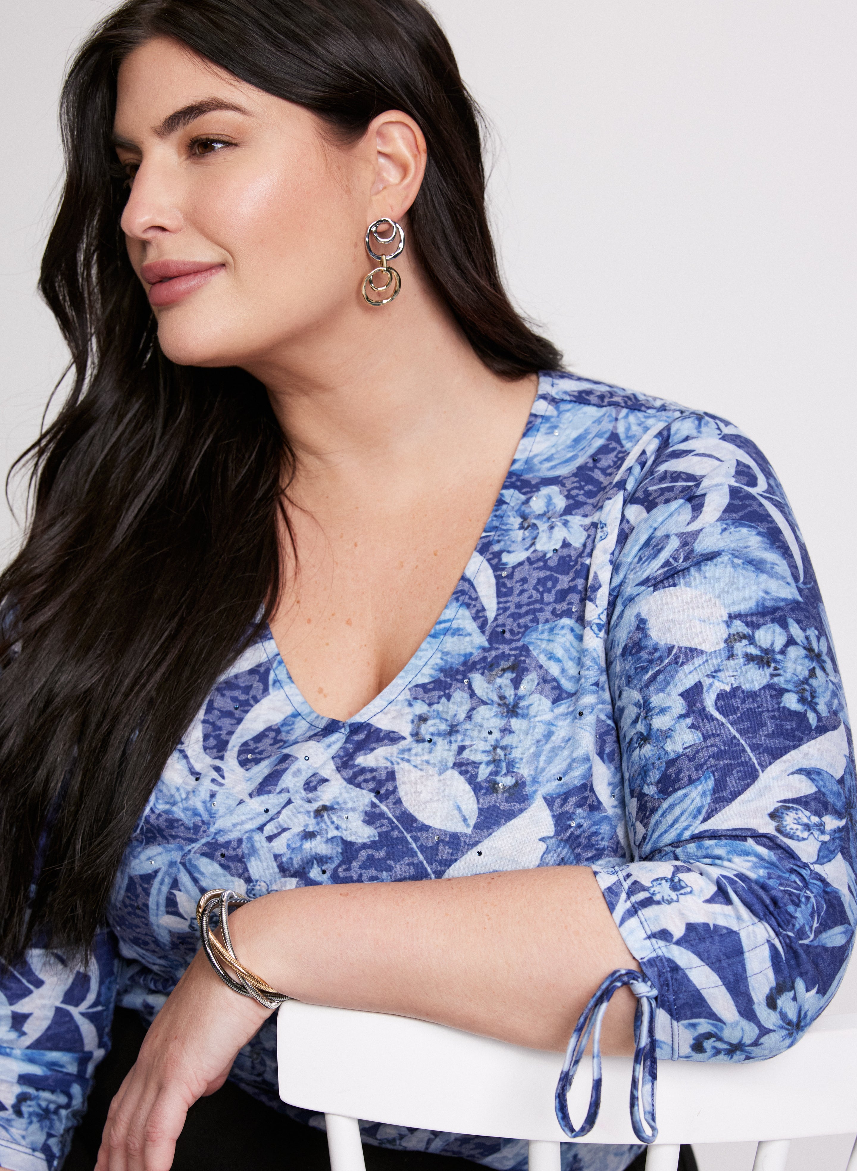 Floral Print T-Shirt for Women - Stylish Summer Casual Tee for Outfits, Travel & Everyday Wear