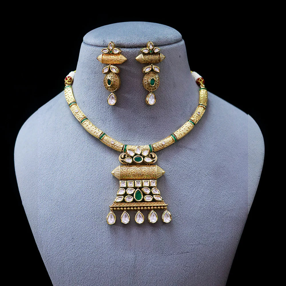 Exquisite Gold Plated Royal Kundan Necklace (D555) - Elegant Indian Jewelry for Weddings, Parties & Special Occasions