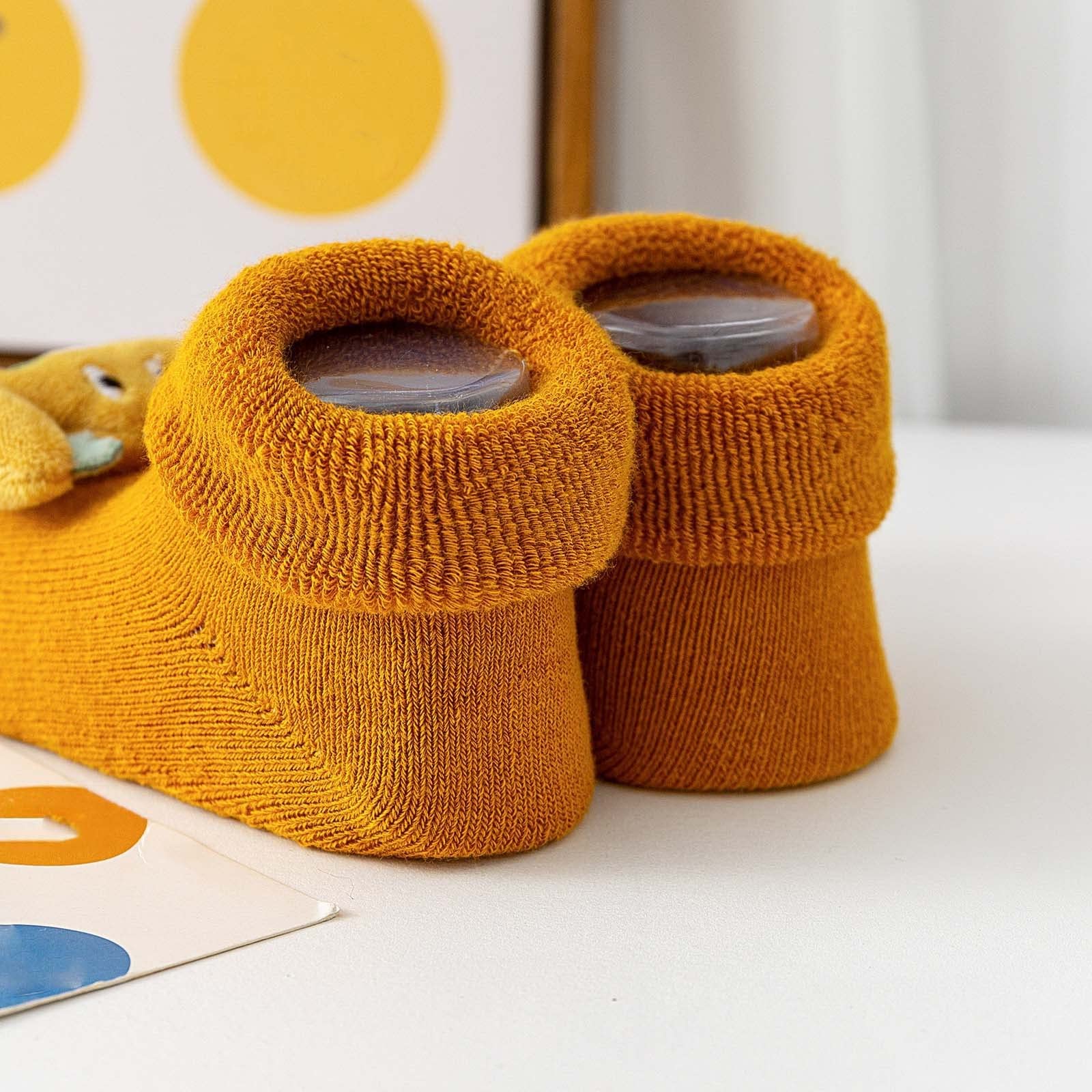 Winter Baby Shoes Non-Slip Dinosaur Lights - Warm Toddler Shoes for Indoor Play