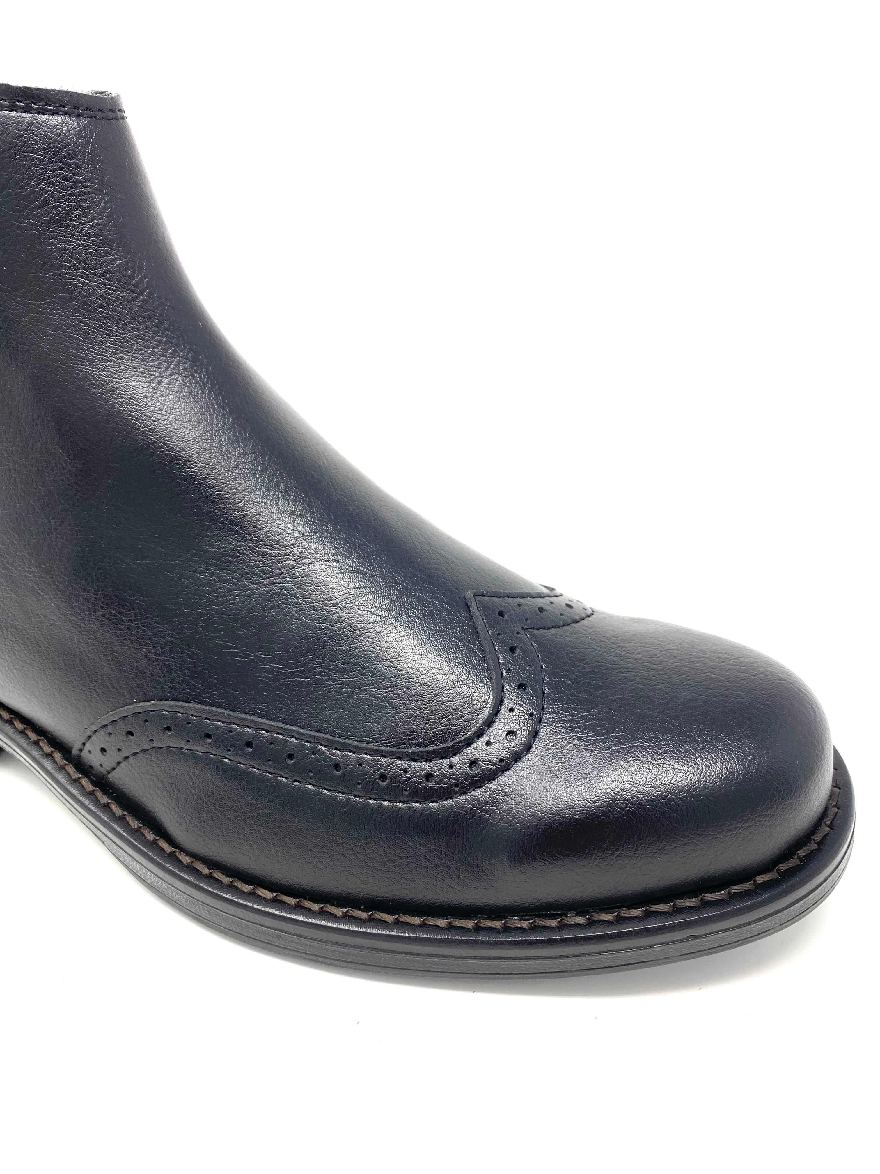 Novacas Andy Black Chelsea Boots for Men - Stylish & Comfortable Leather Ankle Boots for Casual Wear, Work & Outdoor Activities