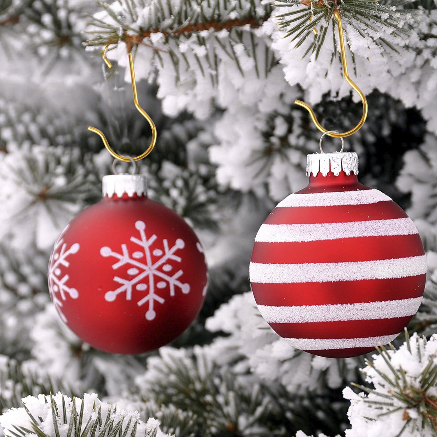 100 Pack Gold Ornament Hooks - Durable Christmas Tree Hangers for Holiday Decorations (Perfect for Hanging Ornaments, Lights & Garland on Xmas Trees)