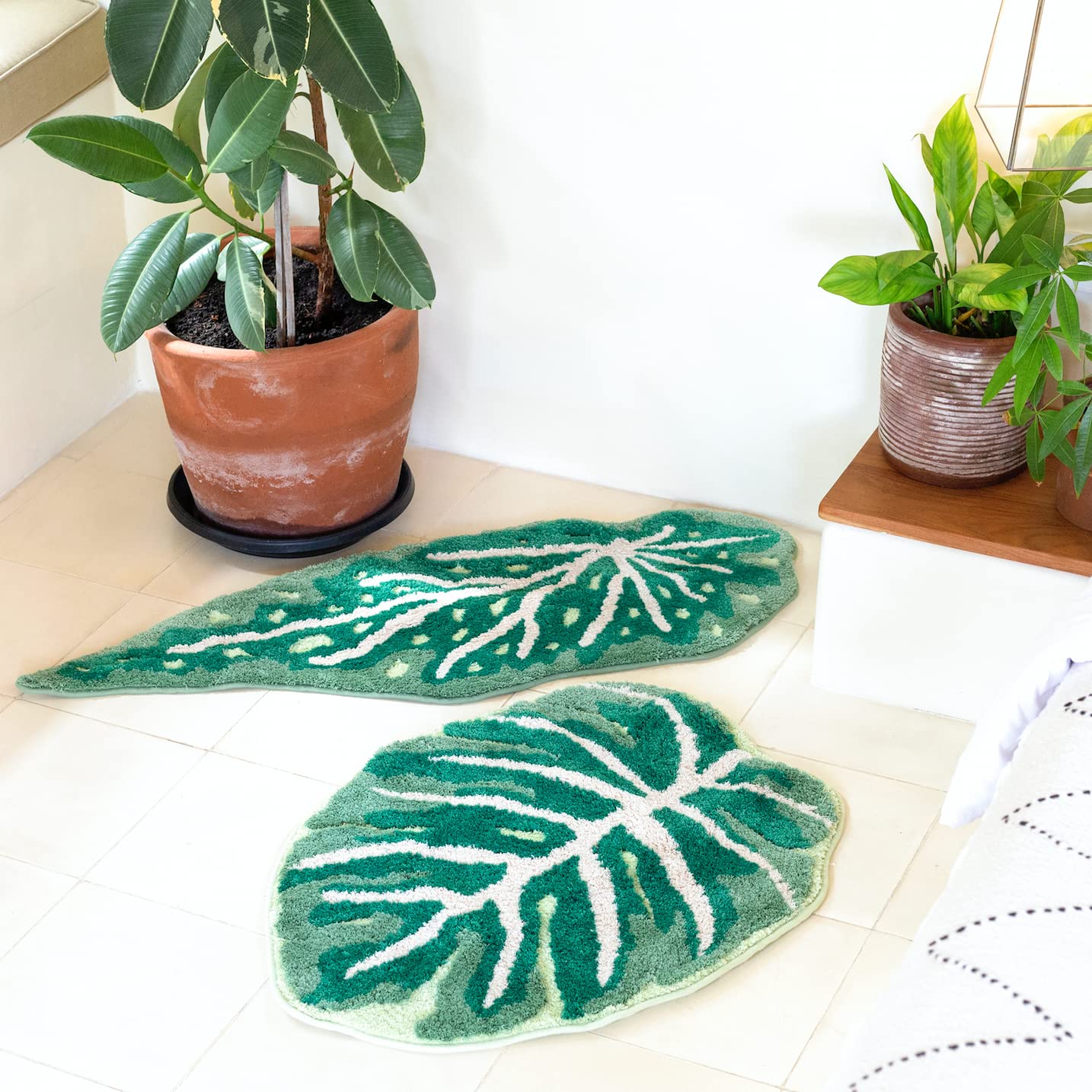 Non-Slip Monstera Leaf Bath Mat & Kitchen Rug - 32
