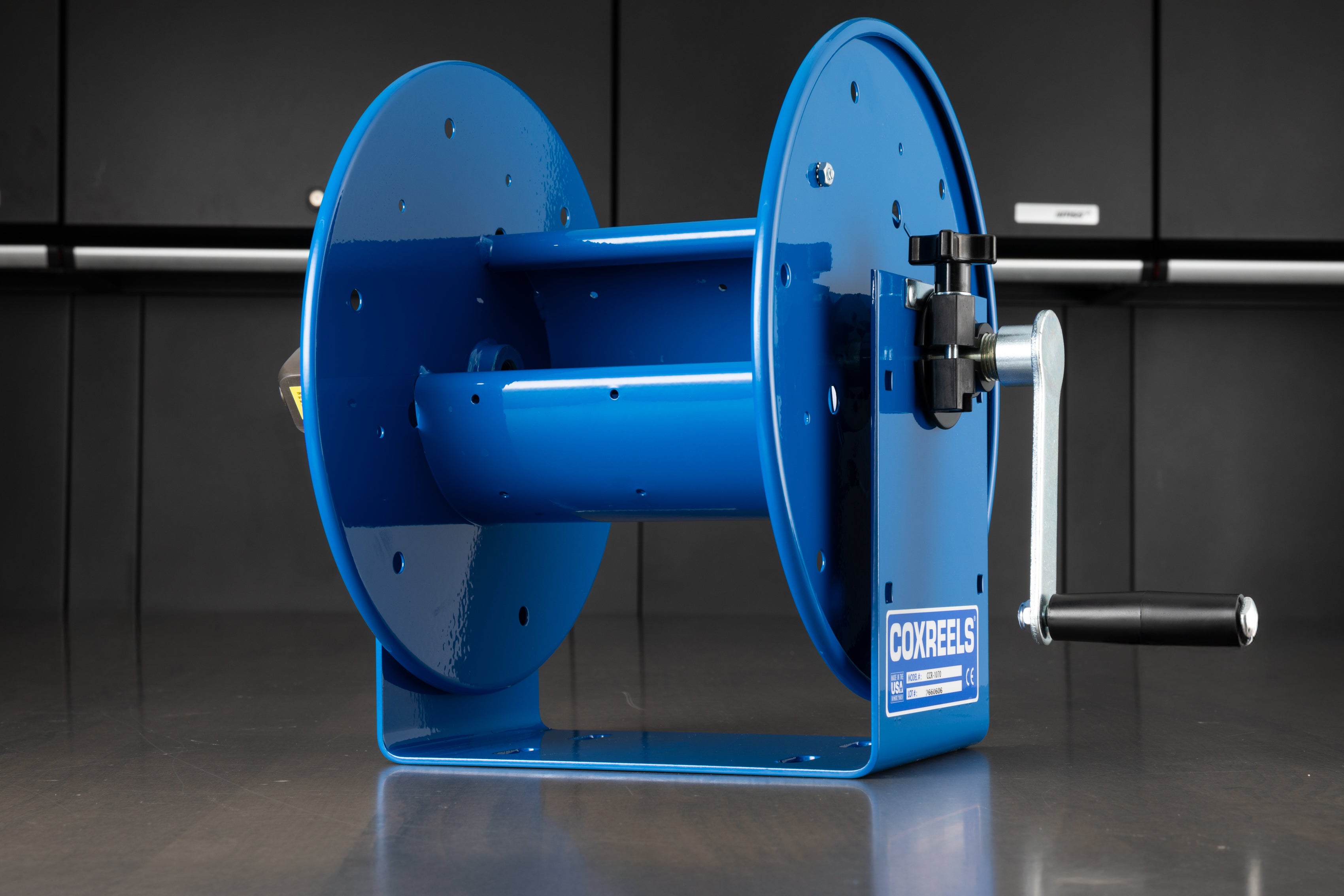 Heavy Duty Hand Crank Hose Reel - 150ft Capacity, Wall Mountable Water Hose Storage for Garden, Yard & Workshop - Durable Outdoor Watering Solution