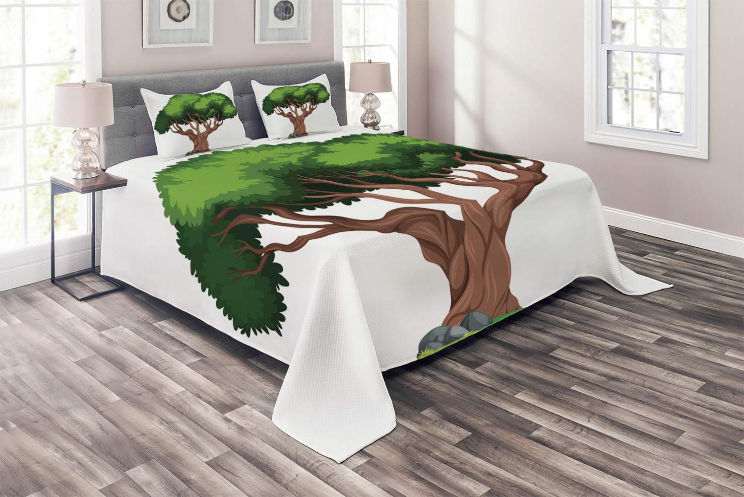 Ambesonne King Size 3-Piece Quilted Bedspread Set - Cartoon Forest Design with Thick Tree Stems, Green Brown White, Includes 2 Pillow Shams | Cozy Bedroom Decor for Winter, Perfect for Guest Rooms & Master Bedrooms