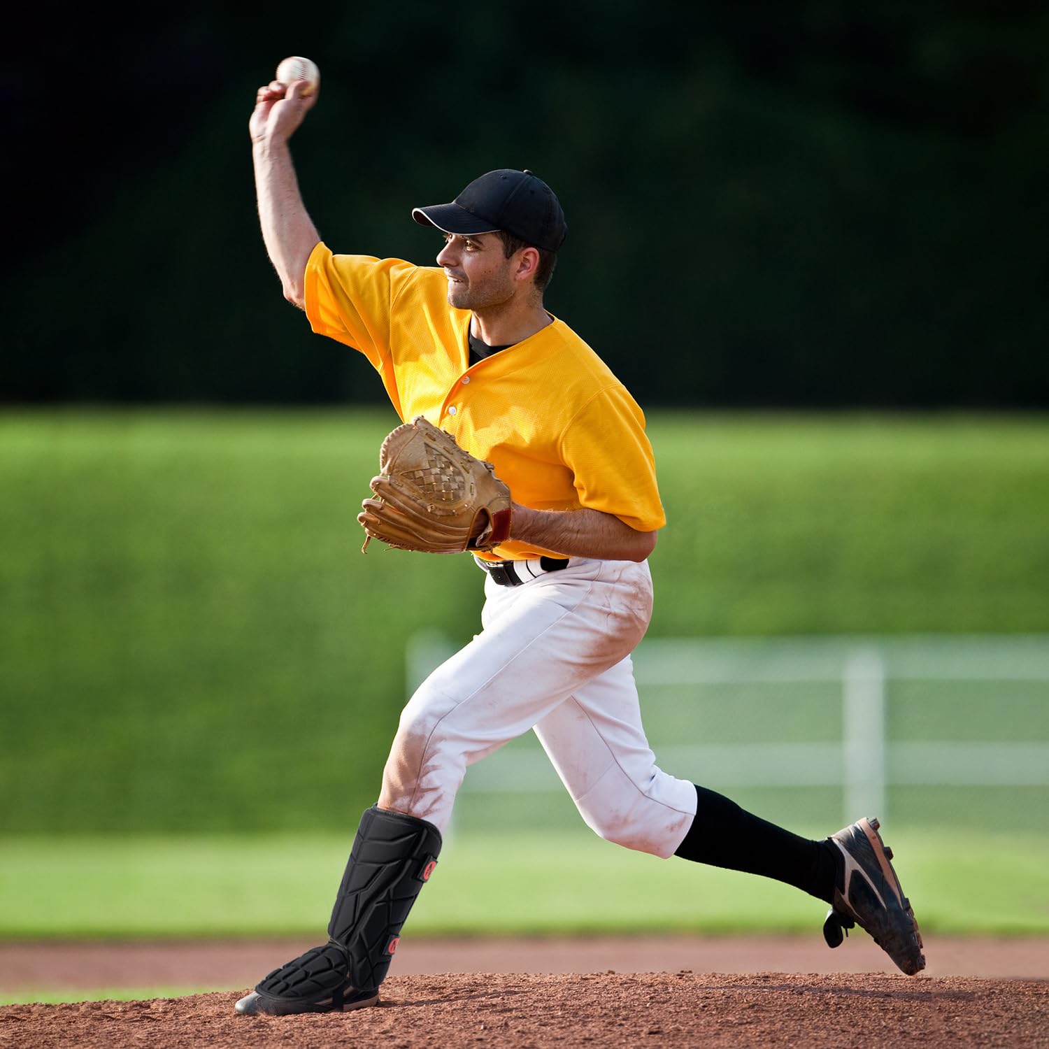 Best Baseball & Softball Batter's Leg Guards for Youth & Adults - Lightweight Shin Guards for Hitting & Protection - Perfect for Training, Games & Practice