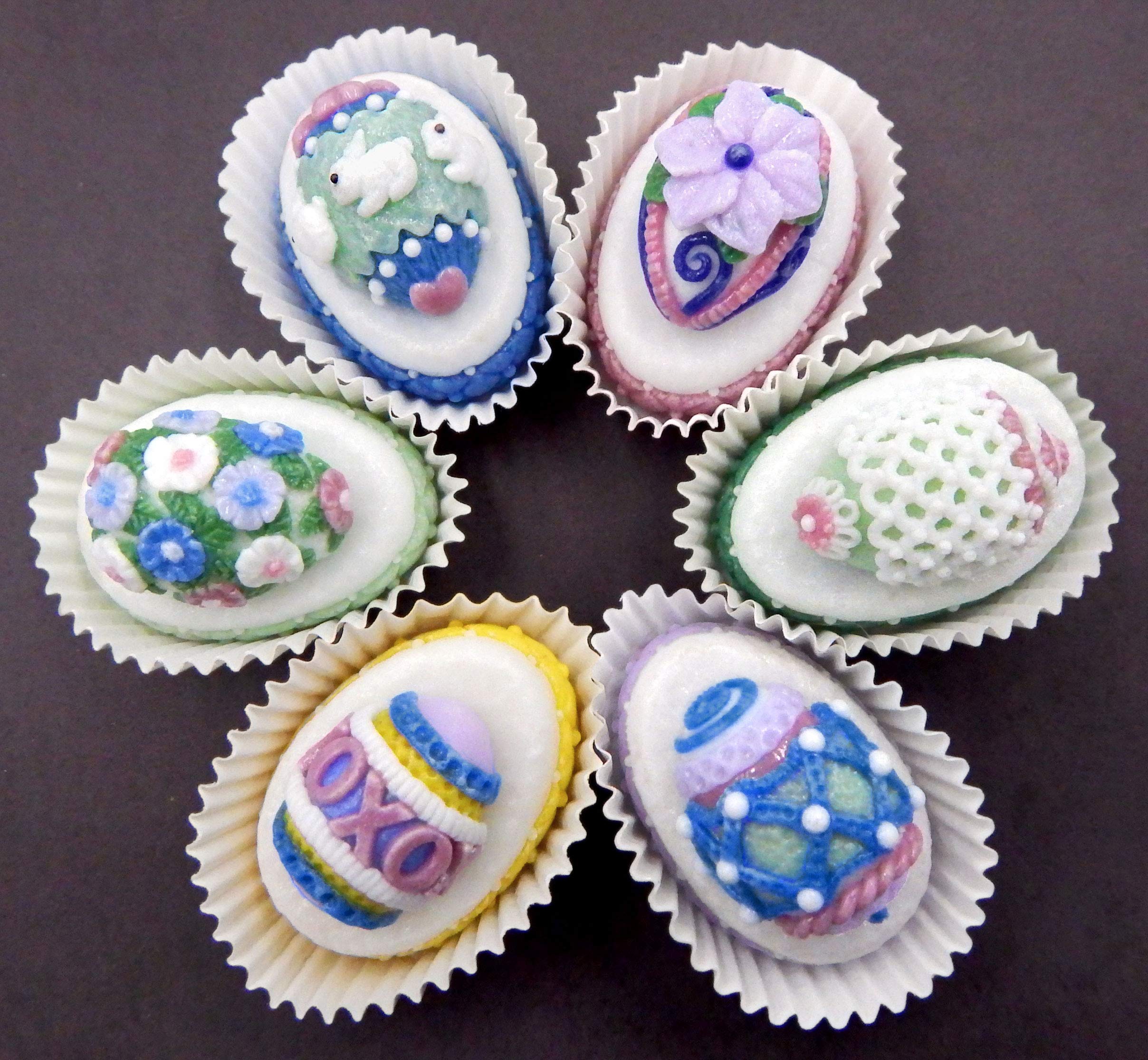 Handmade Art Glass Petit Four Bunny Rabbit Egg - Easter Décor Gift for Home, Party, and Holiday Display