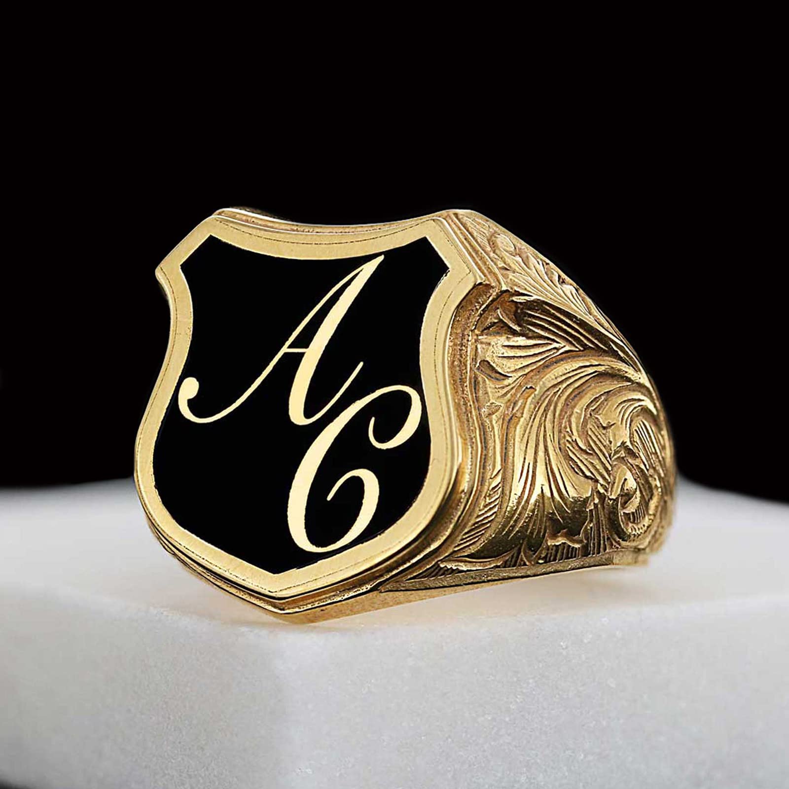 Personalized Gold Coated Initial Ring for Men - Custom Name & Monogram Signet Ring - Unique Alphabet Jewelry Gift for Anniversary, Birthday & Special Occasions