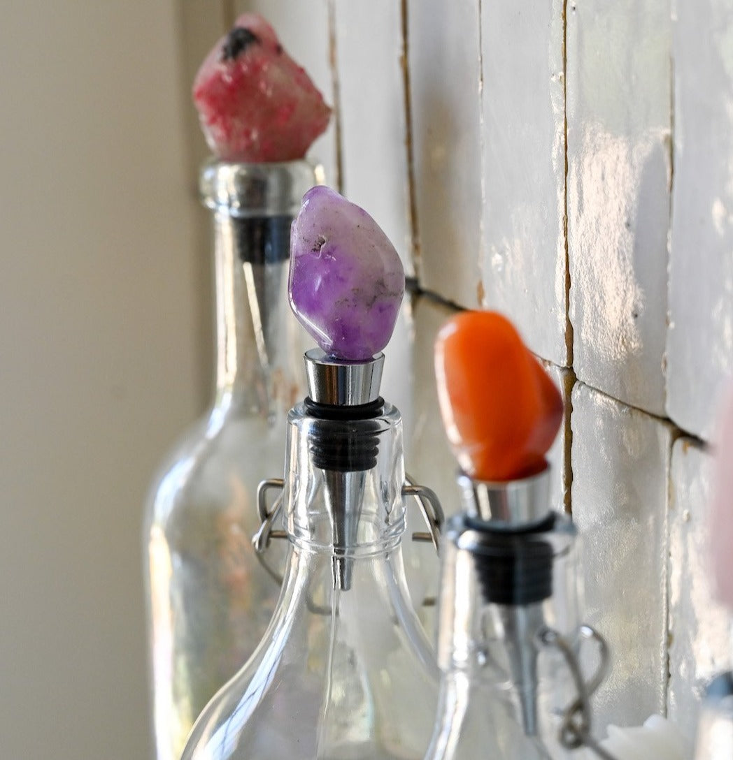 Premium Crystal Wine Stopper with Gemstone - Elegant Wine Bottle Sealer for Red, White & Sparkling Wines - Perfect for Dinner Parties, Weddings & Home Bars