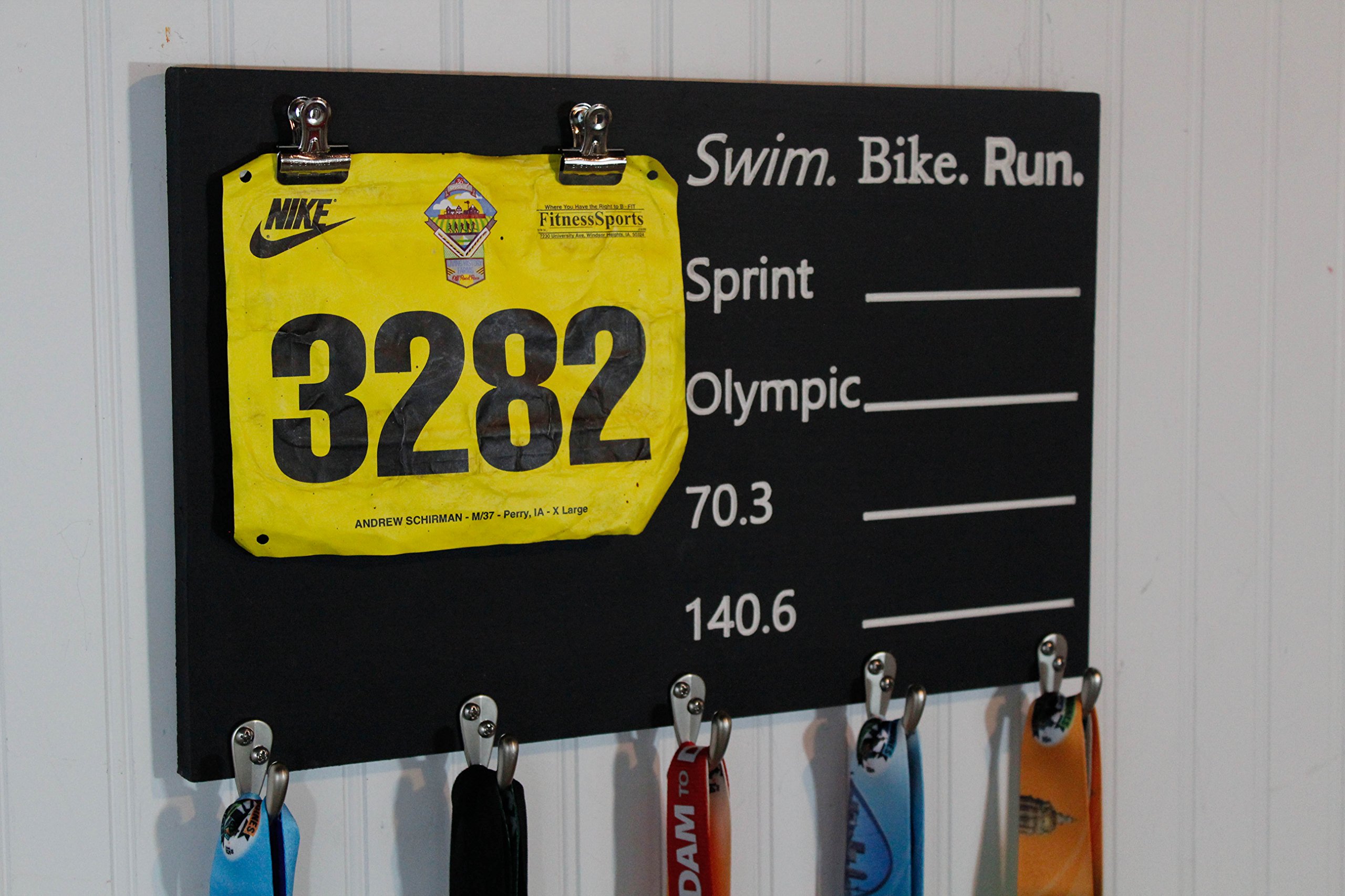 Triathlon Medal Holder - Swim Bike Run Chalkboard Display for Race Medals & Bib Numbers - Wooden Carved Wall Sign - Perfect for Triathlete Home Decor & Race Memorabilia Organization