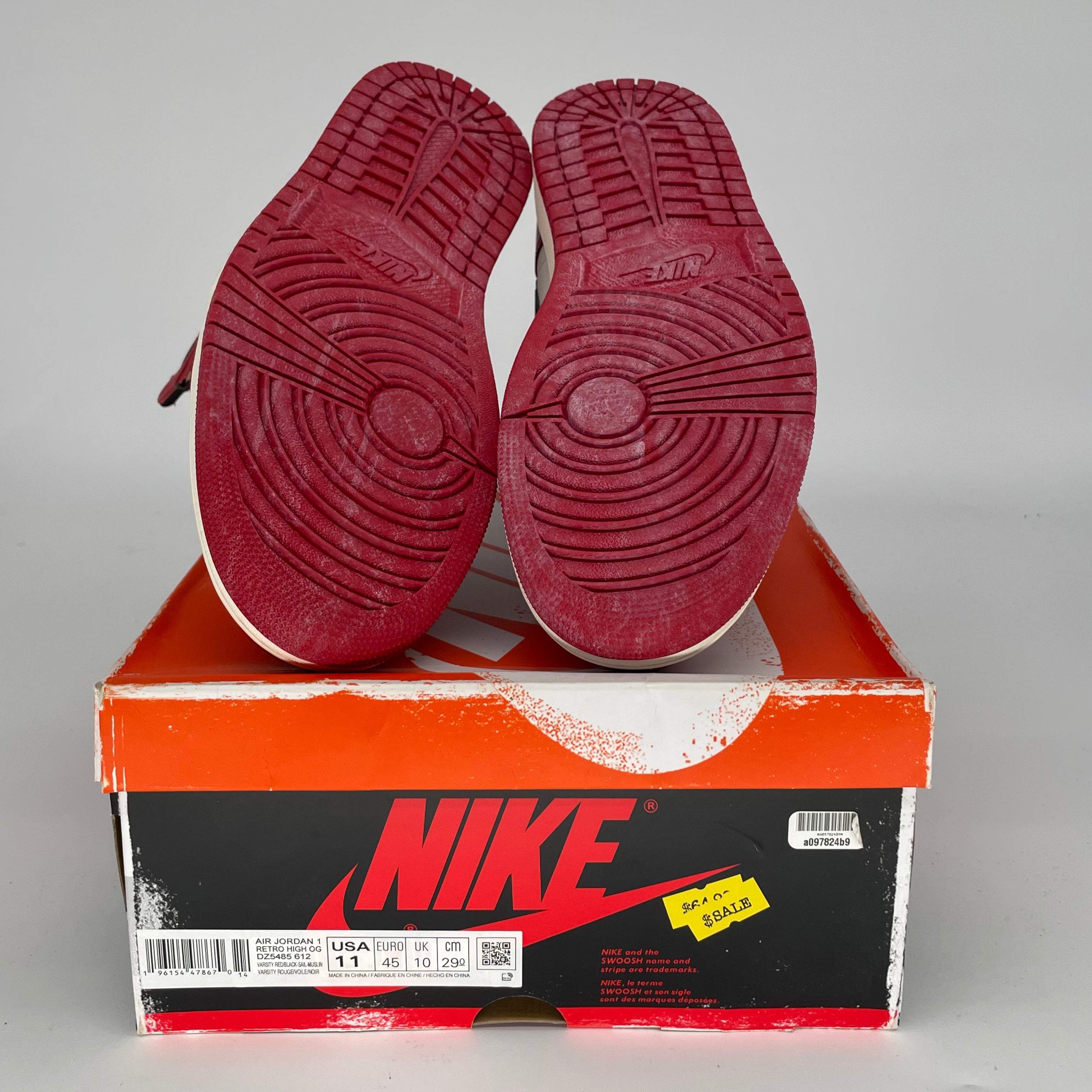 Original Air Jordan 1 Retro High OG 'Lost and Found' Sneakers - Men's Size 11 (DZ5485-612) - Authentic Retro Basketball Shoes for Collectors & Streetwear Fashion