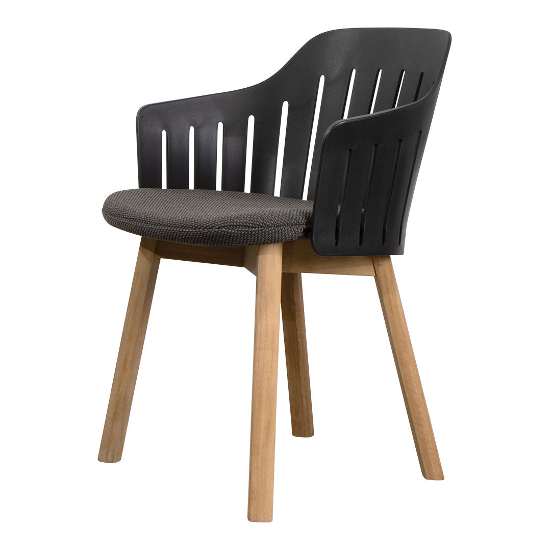 Premium Outdoor Chair with Comfortable Seat Cushion & Durable Wood Base - Perfect for Patio, Garden, Poolside & Backyard Relaxation